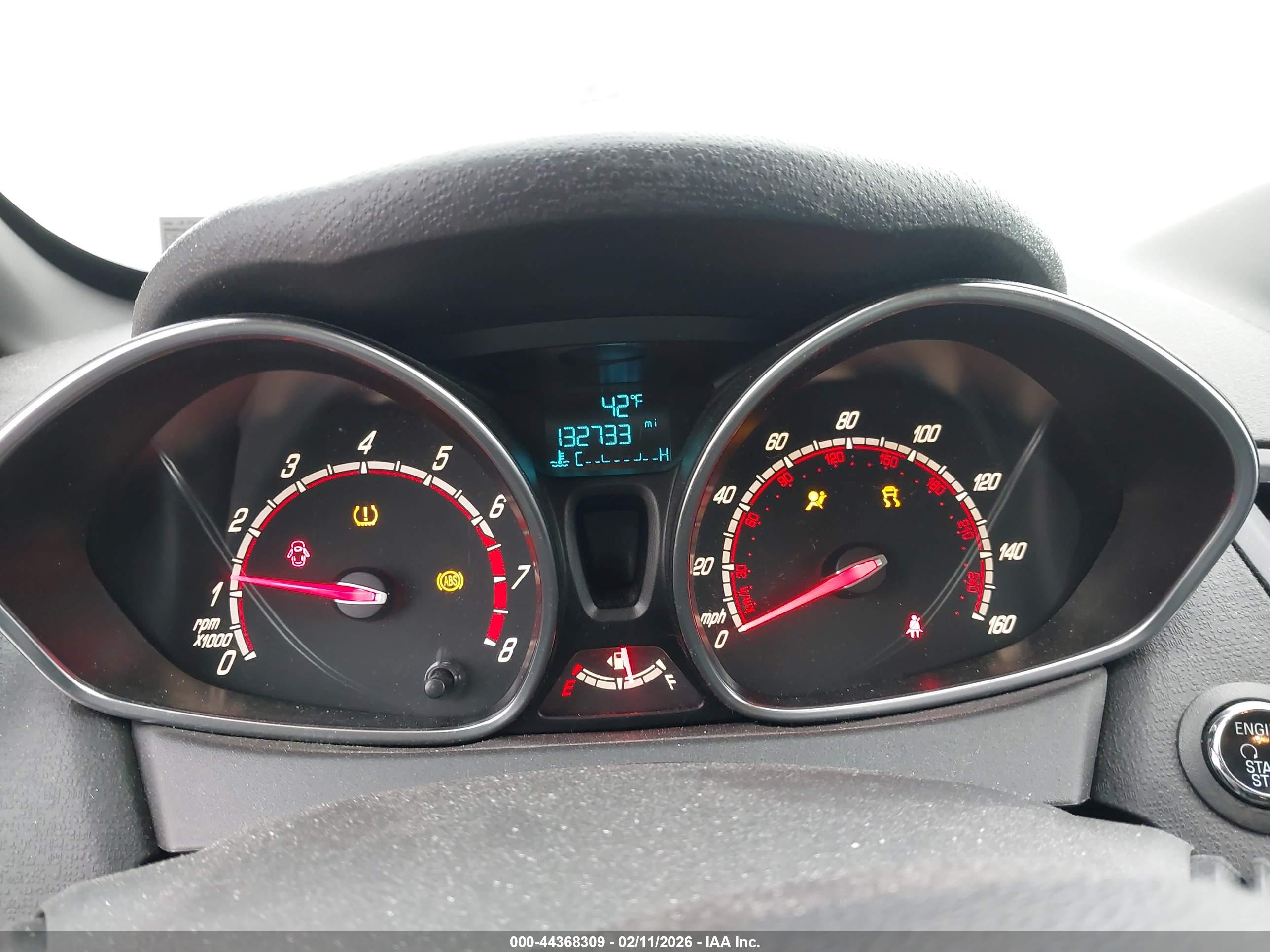 FORD FIESTA image 7