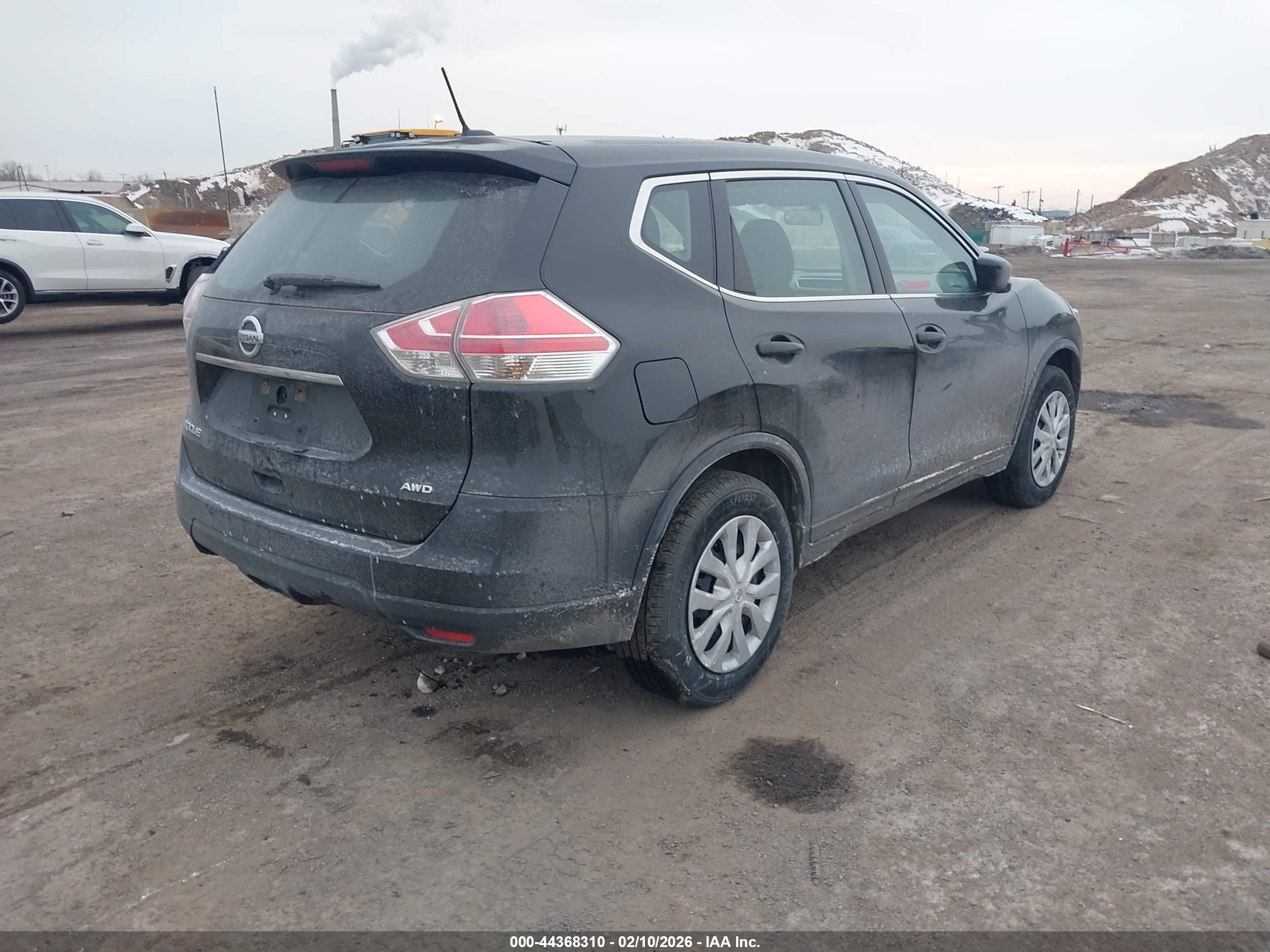 NISSAN ROGUE image 4