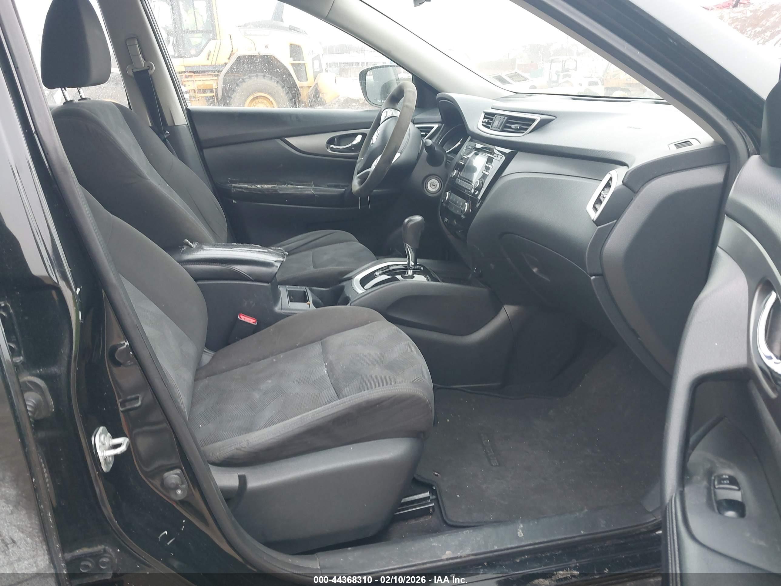 NISSAN ROGUE image 5