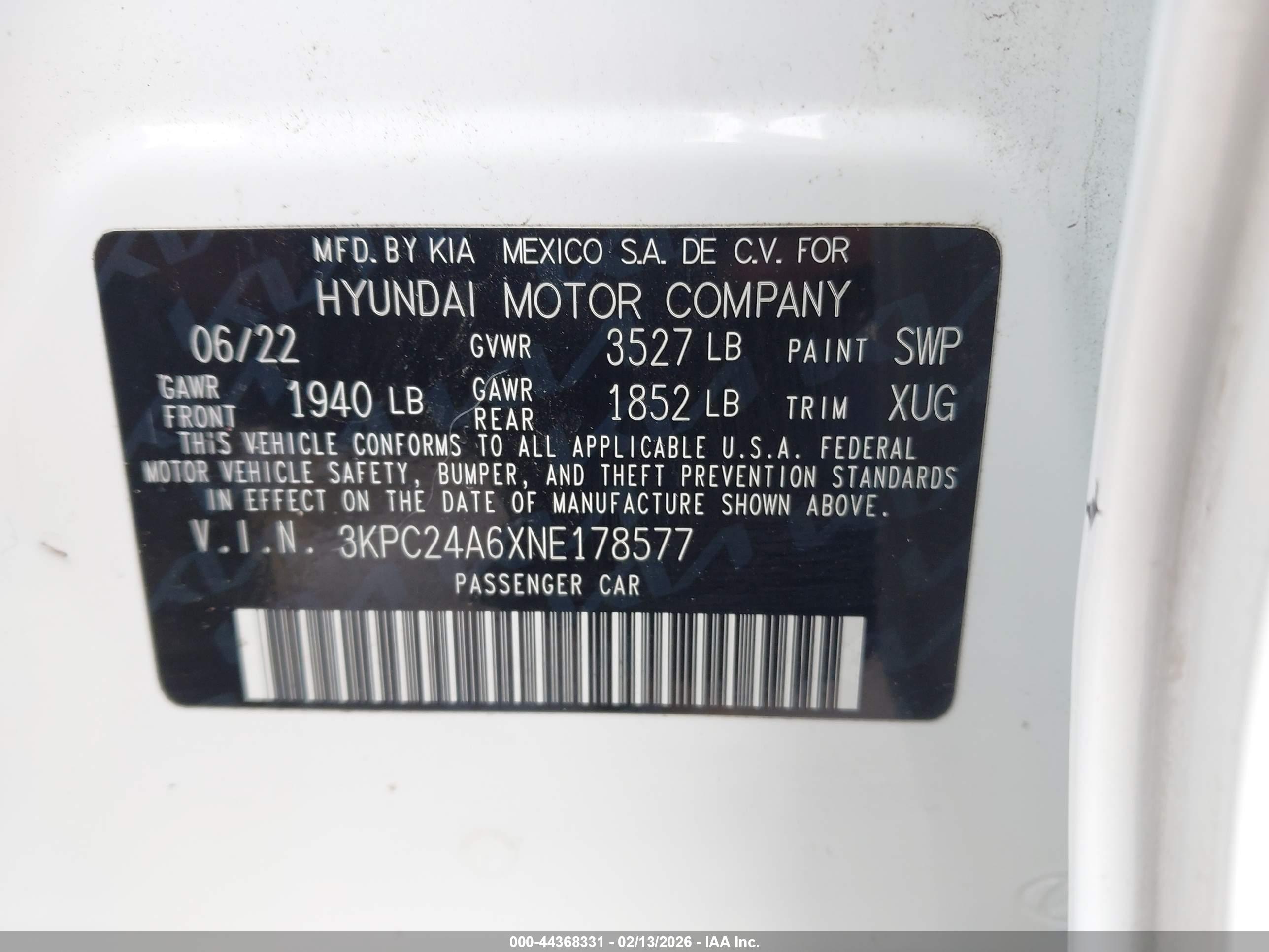 HYUNDAI ACCENT image 9