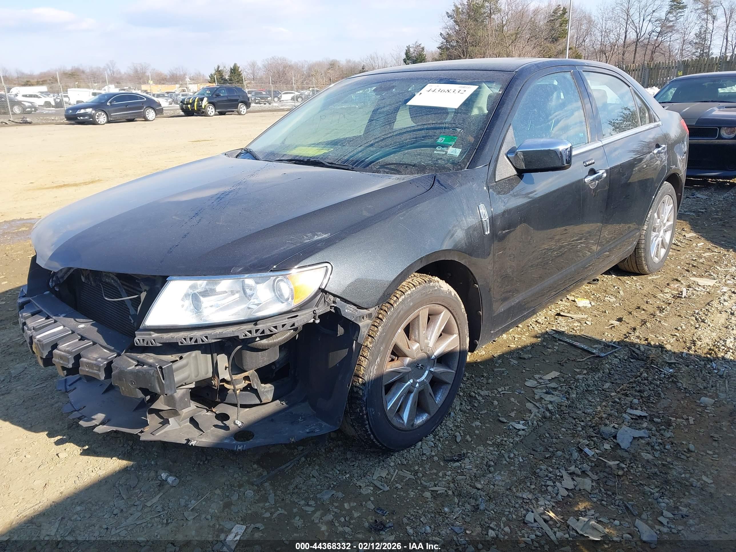 LINCOLN MKZ image 2