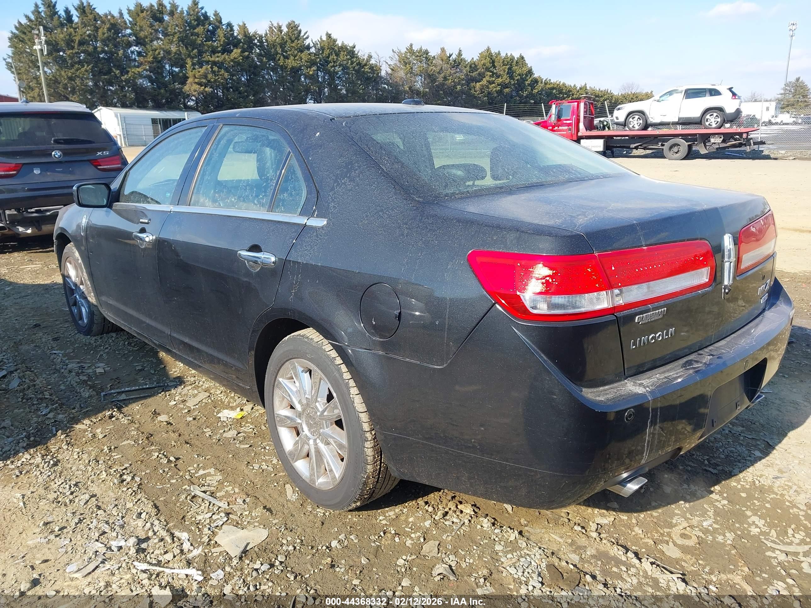 LINCOLN MKZ image 3
