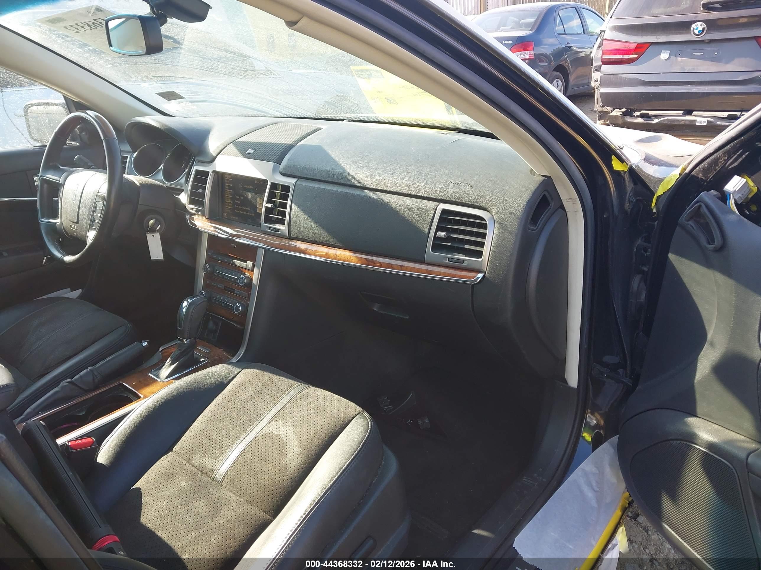 LINCOLN MKZ image 5