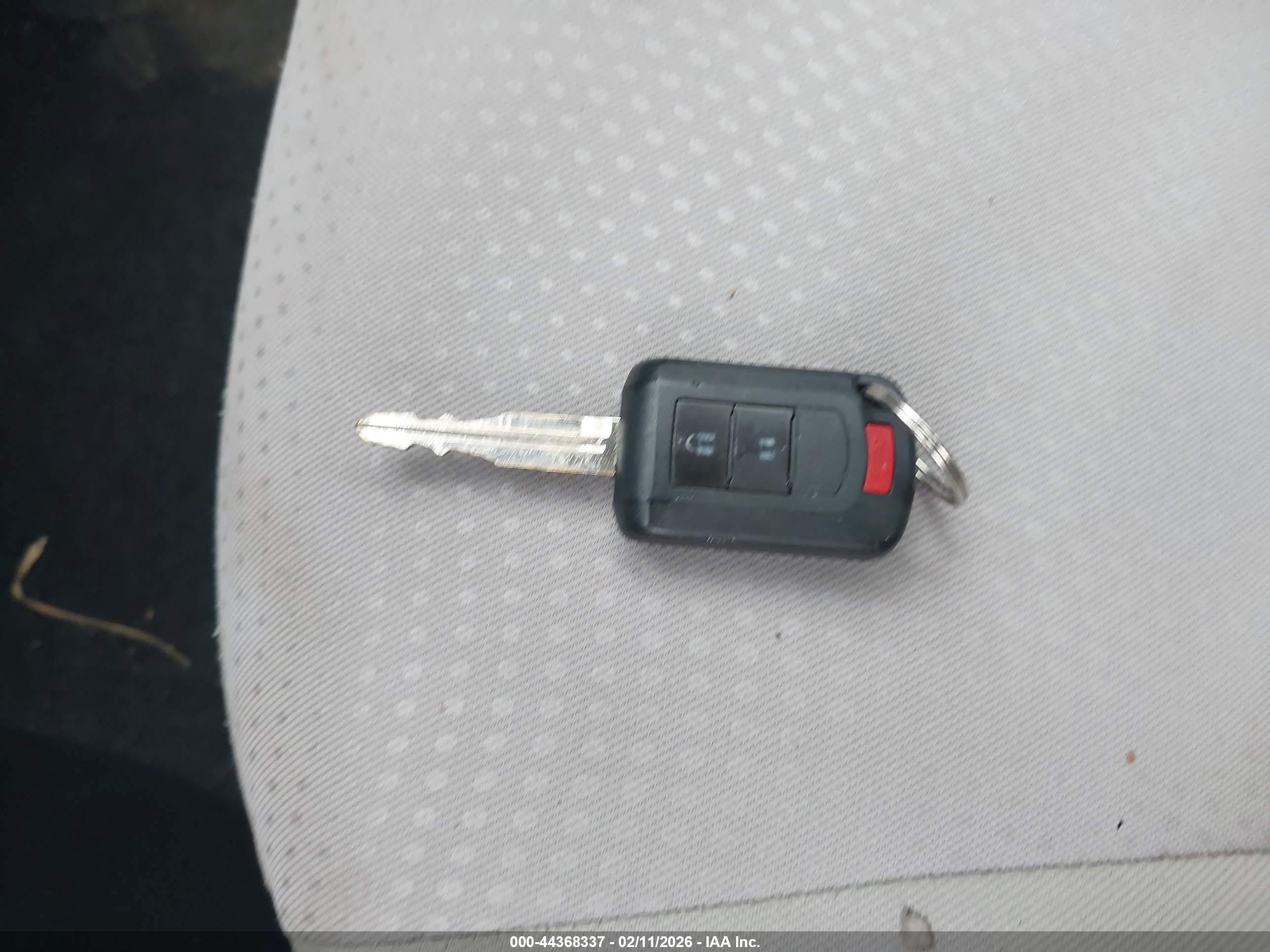MITSUBISHI MIRAGE image 11