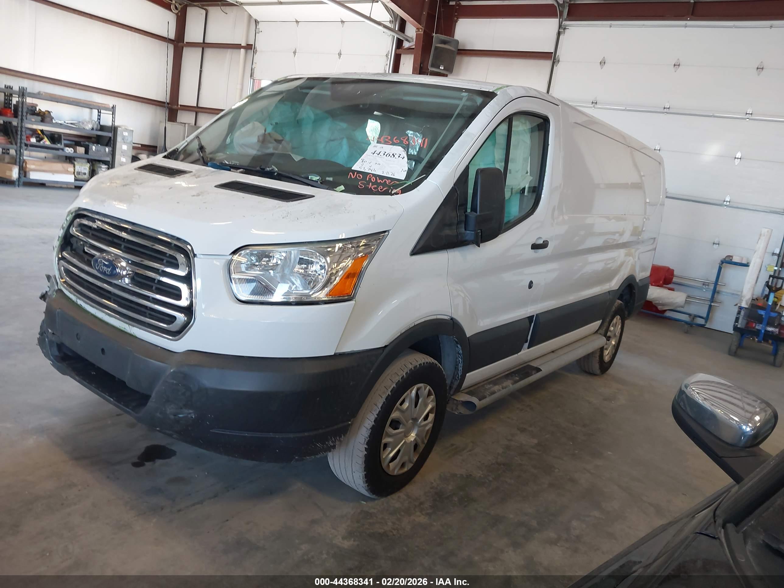 FORD TRANSIT-250 image 2