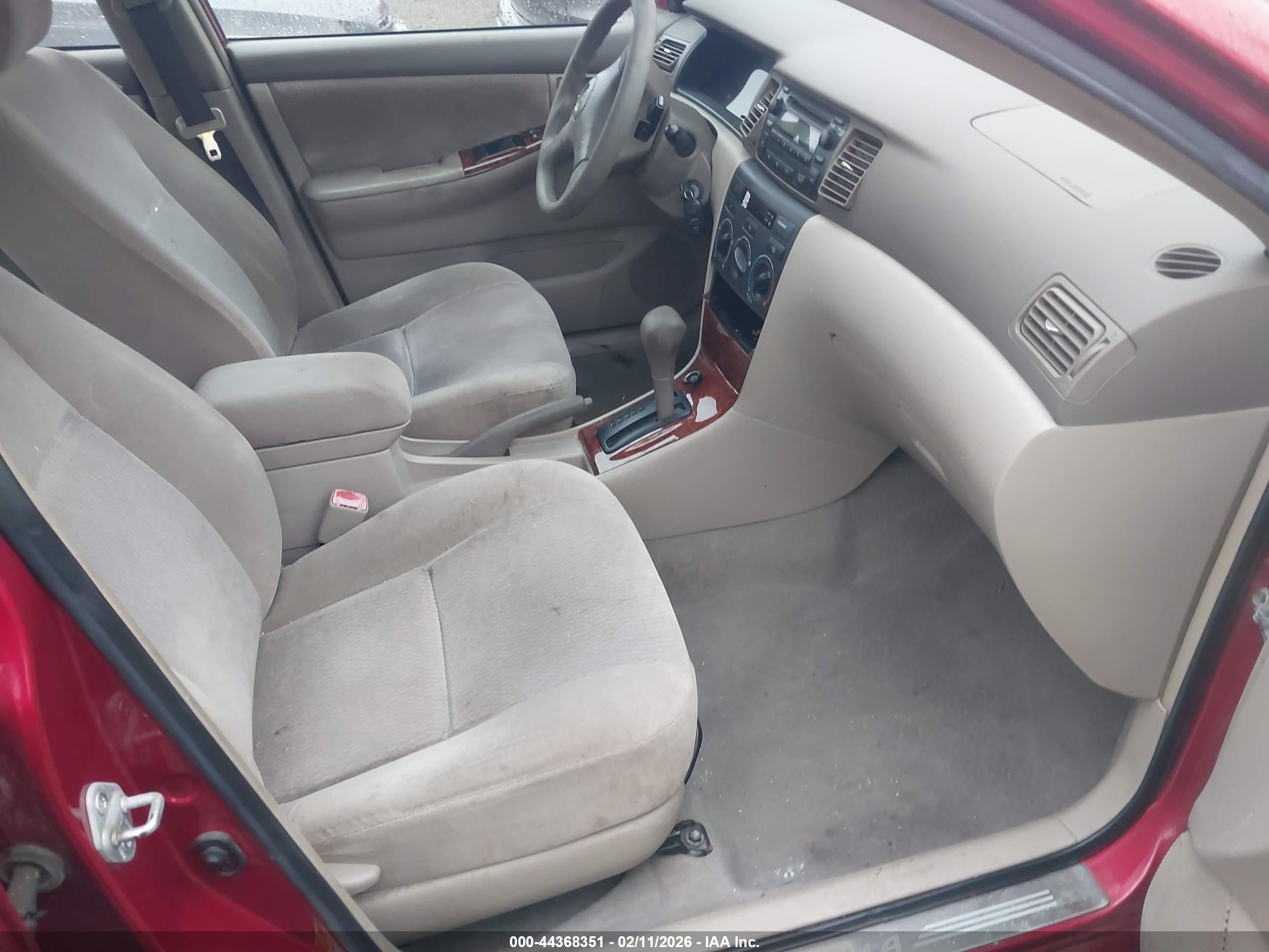 TOYOTA COROLLA image 5
