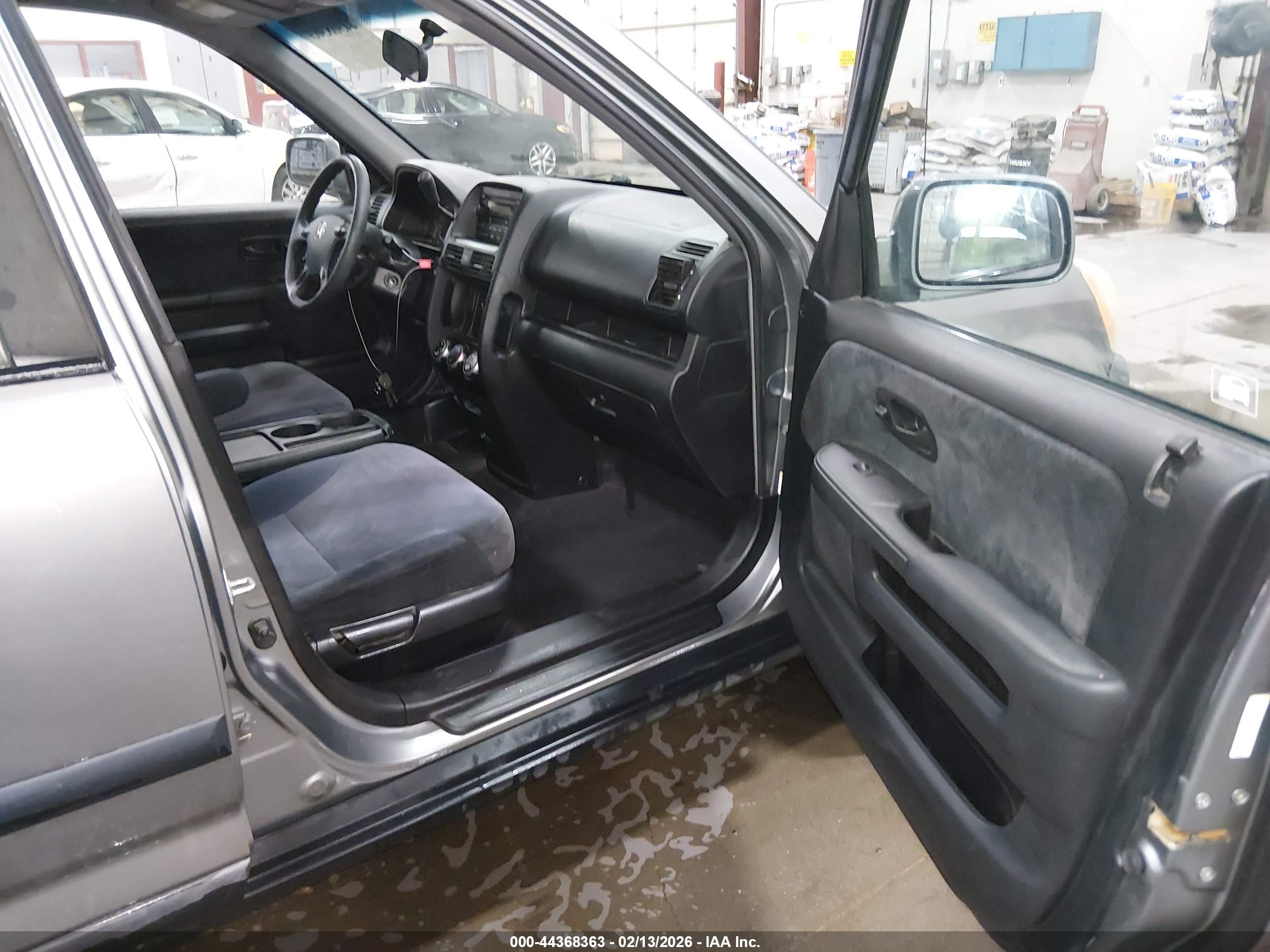 HONDA CR-V image 5