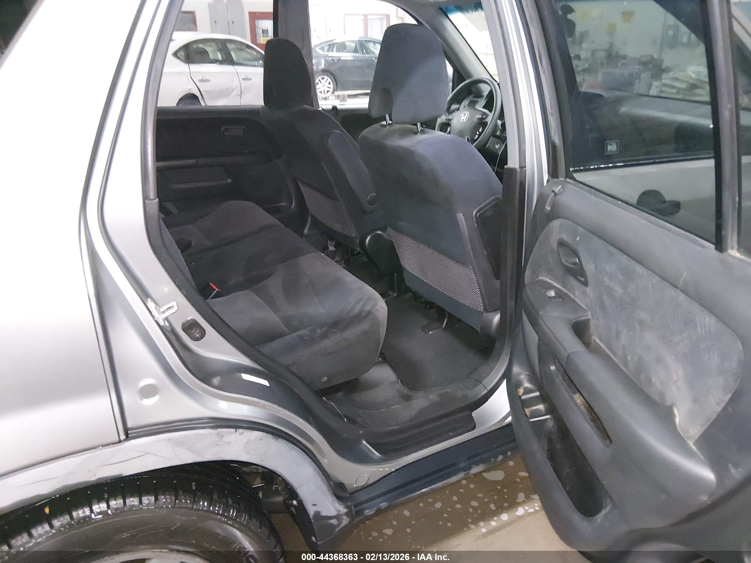 HONDA CR-V image 8