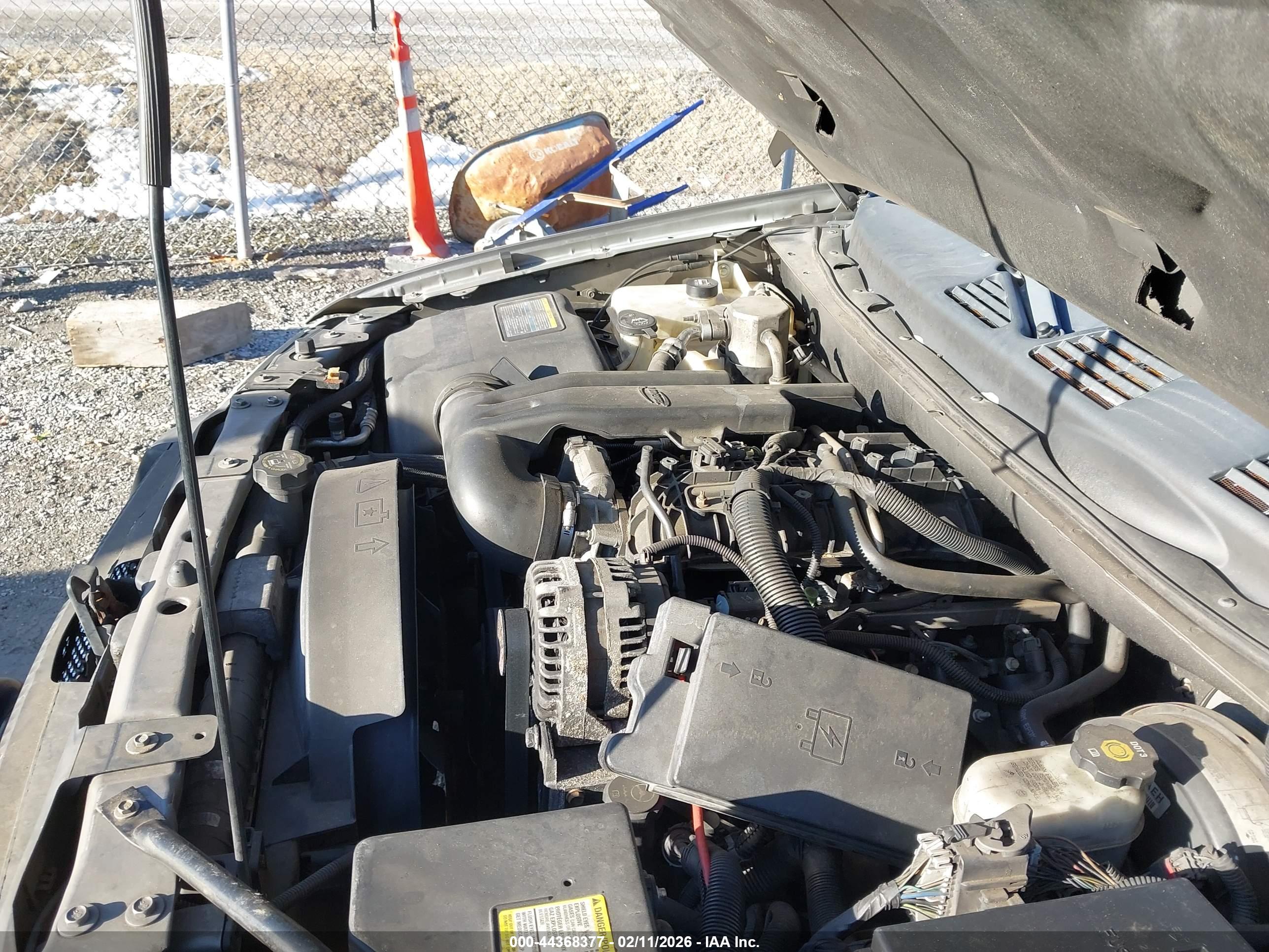 GMC ENVOY image 10
