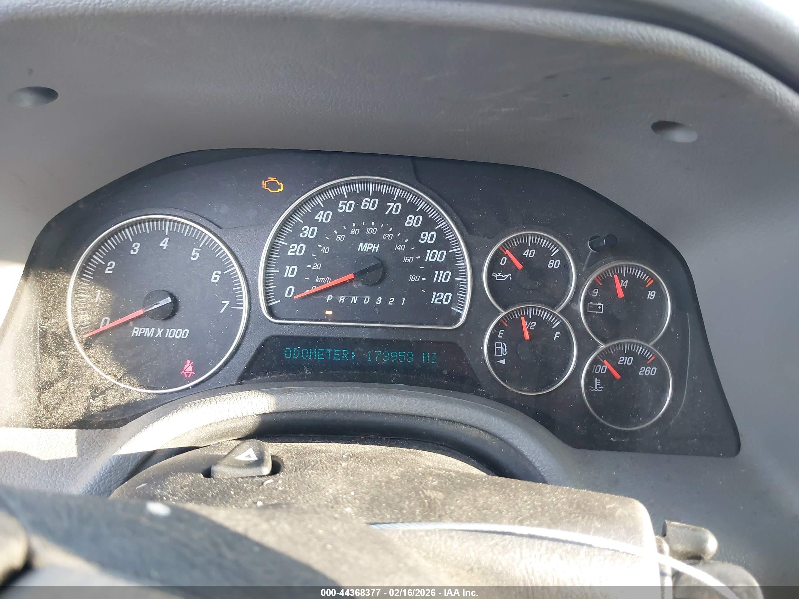 GMC ENVOY image 7