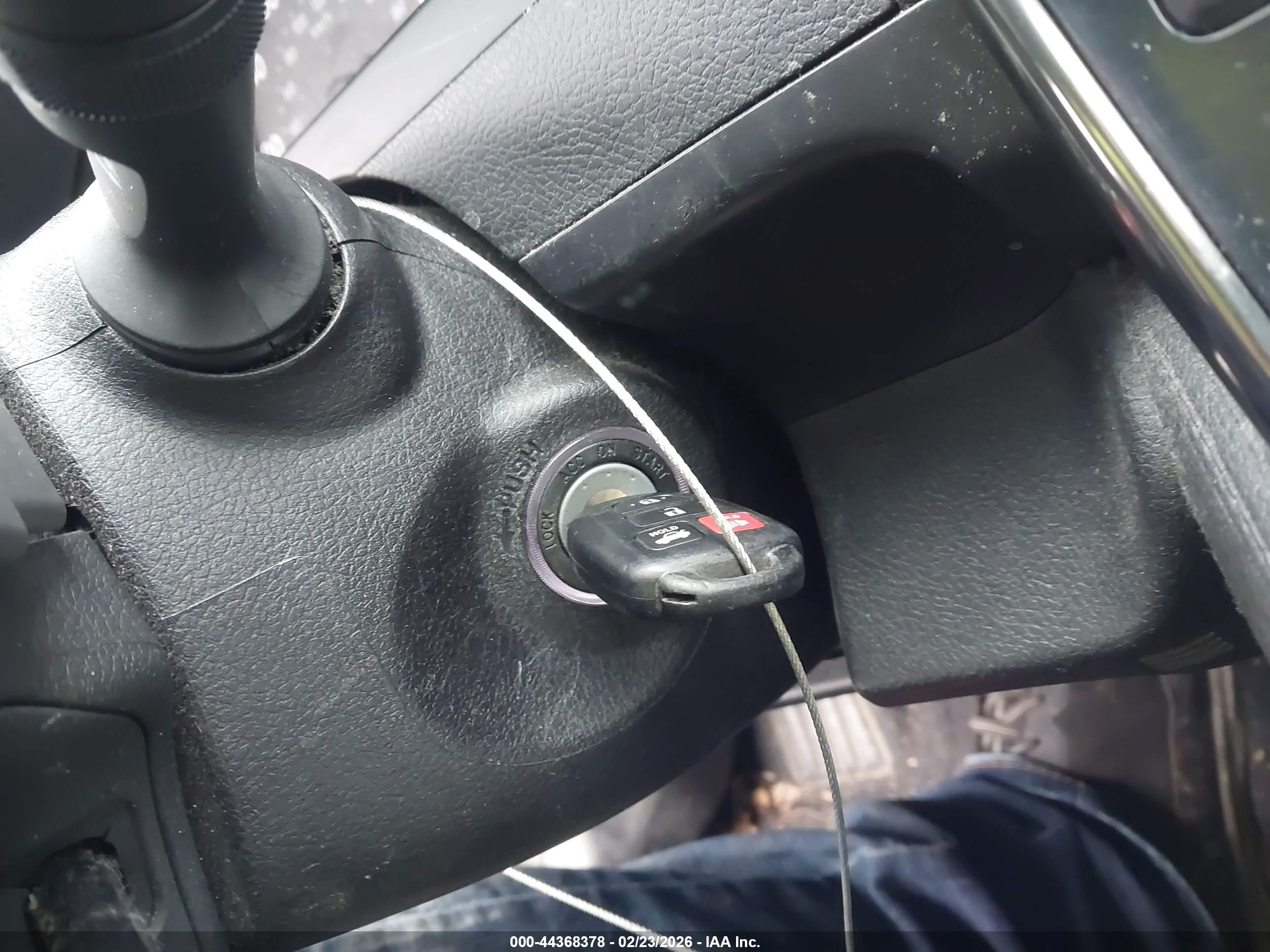 TOYOTA CAMRY image 11