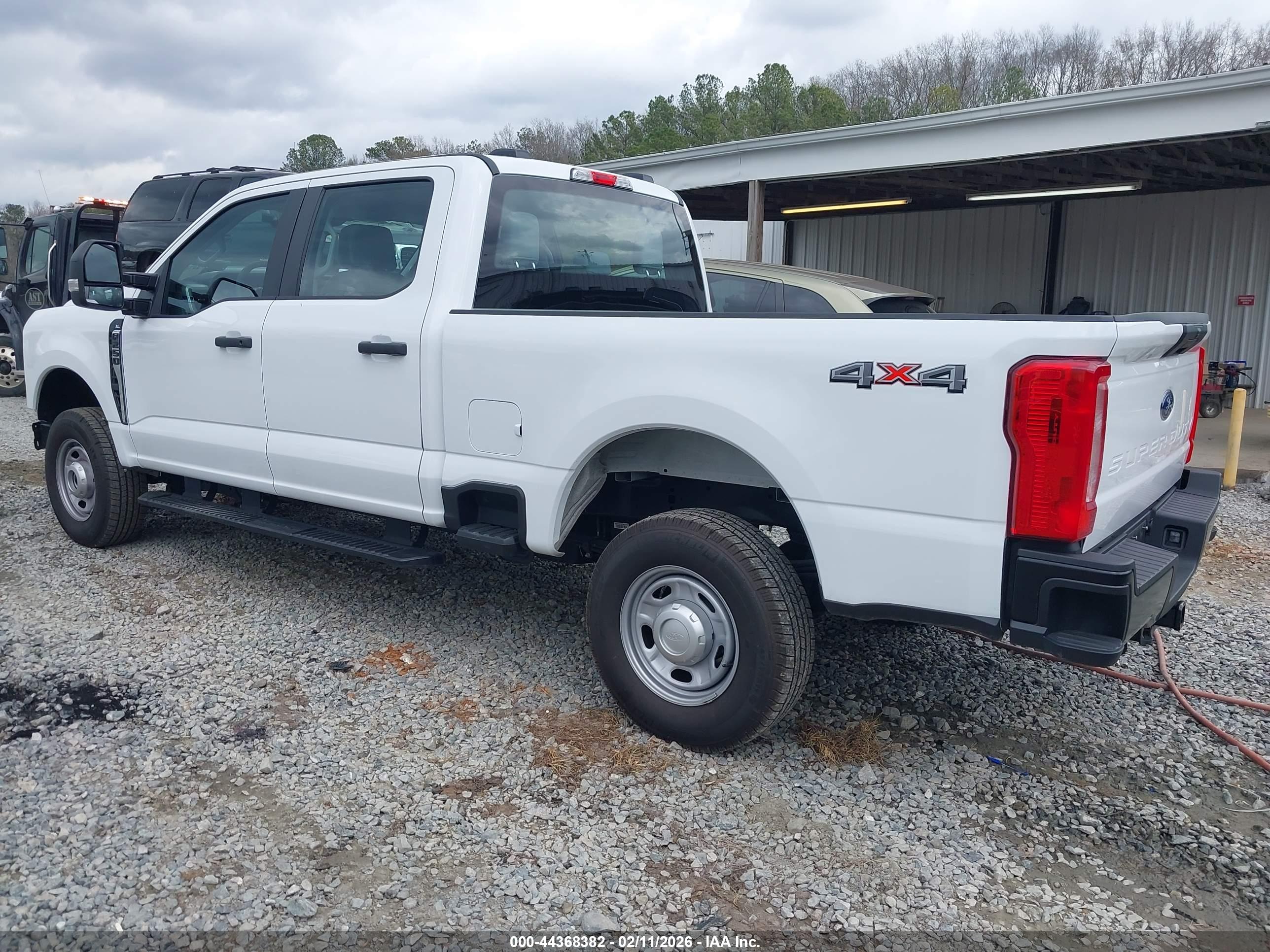 FORD F-250 image 3