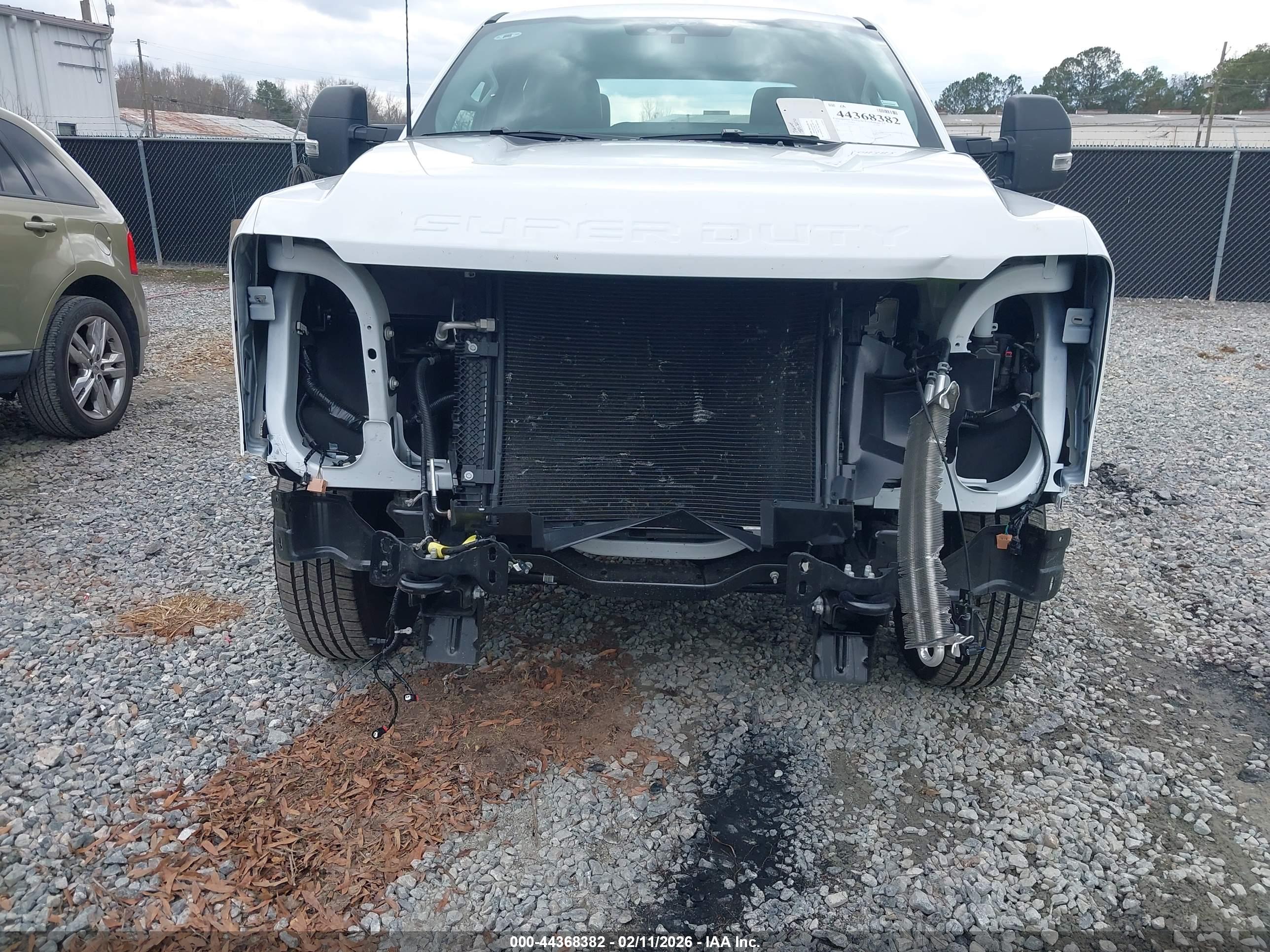 FORD F-250 image 6