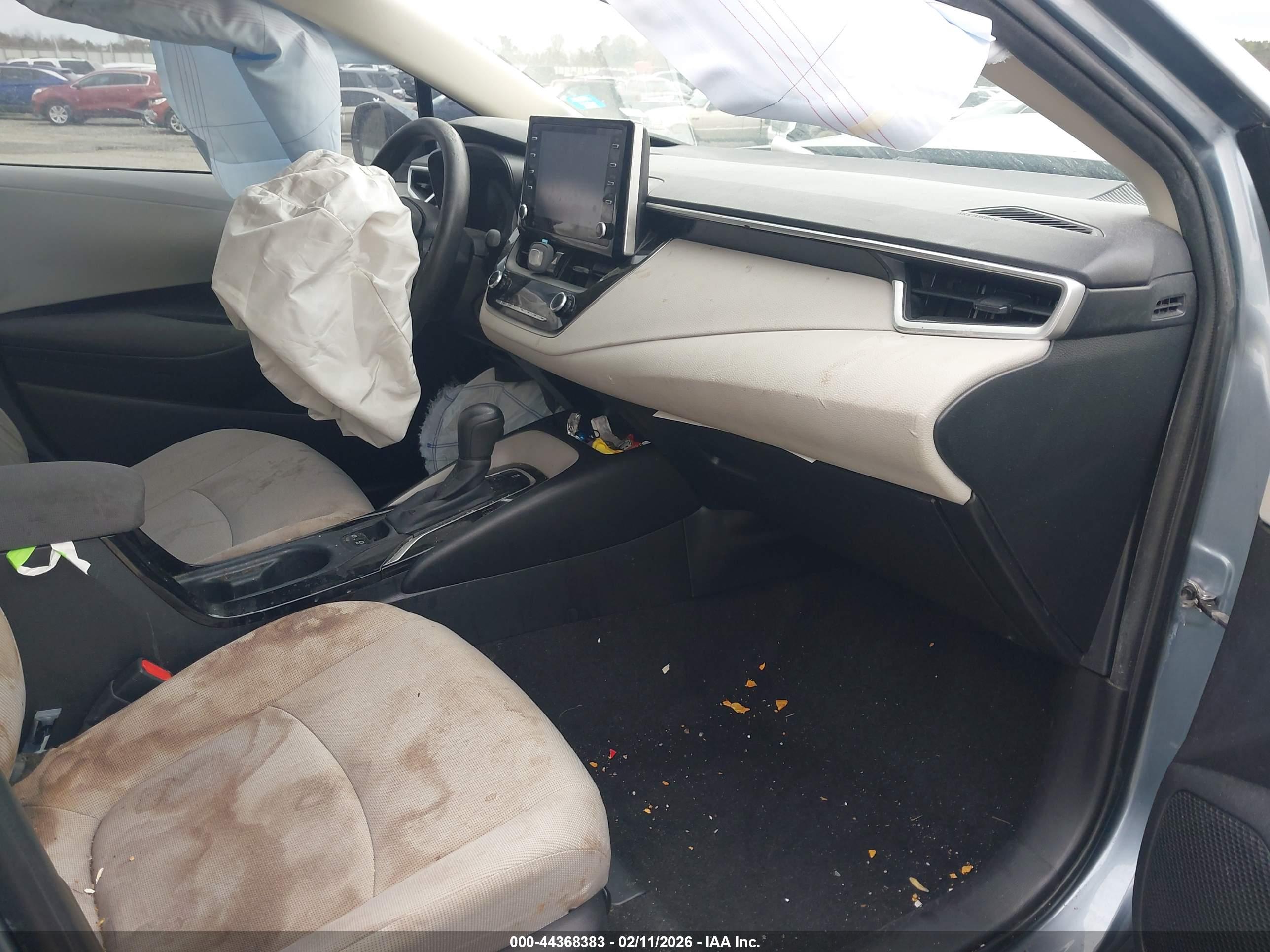 TOYOTA COROLLA image 5