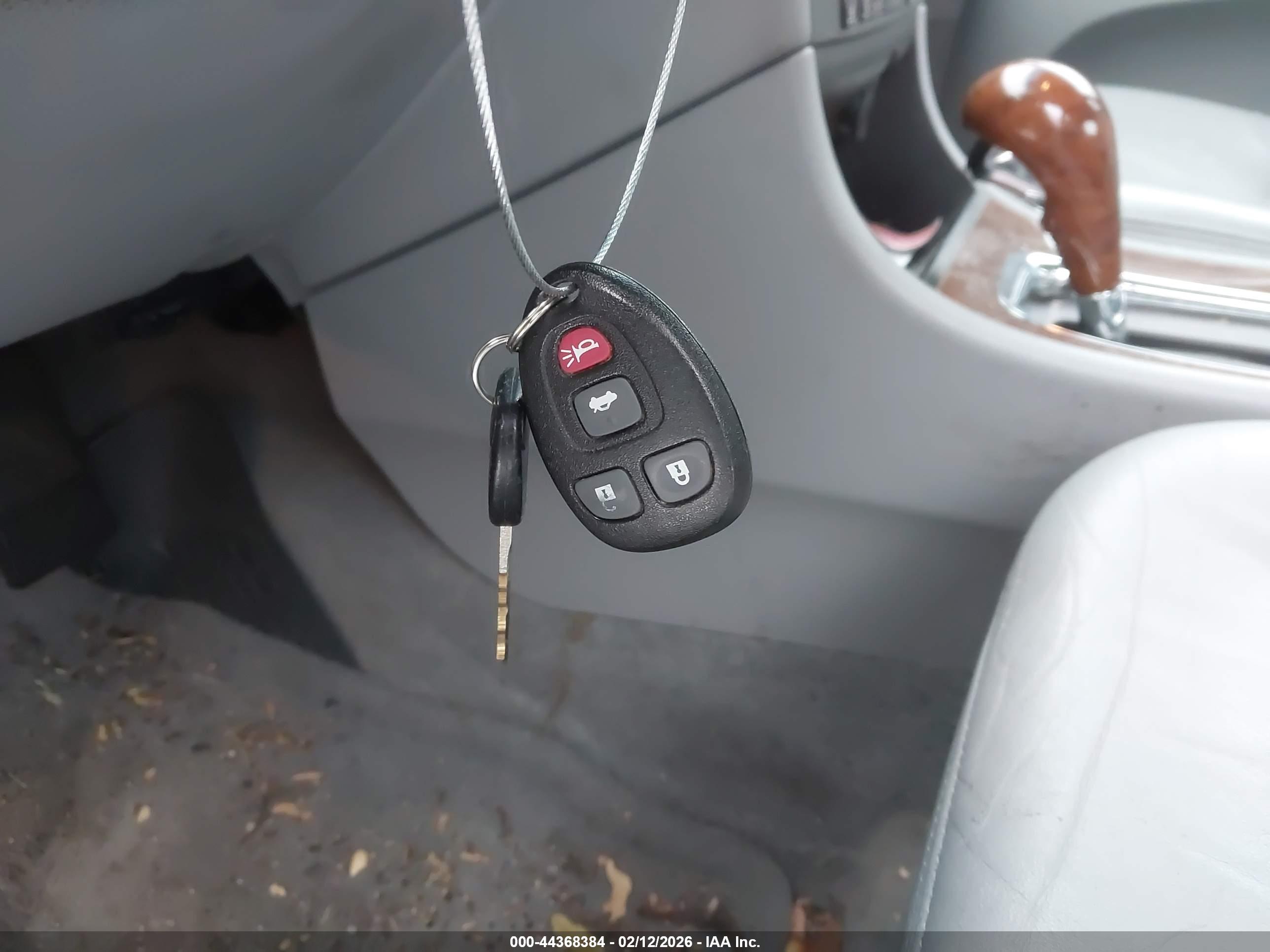 BUICK LACROSSE image 11