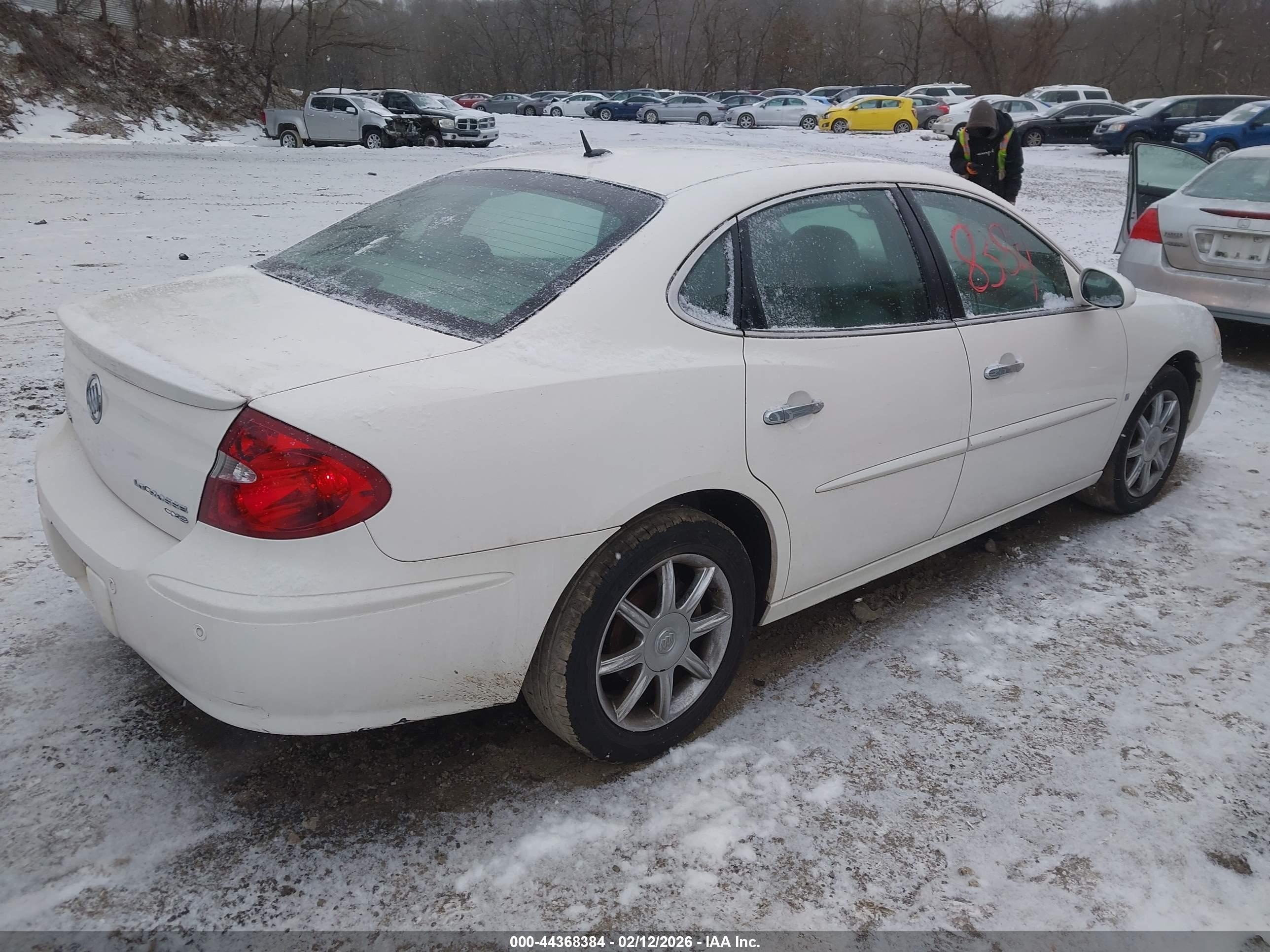 BUICK LACROSSE image 4