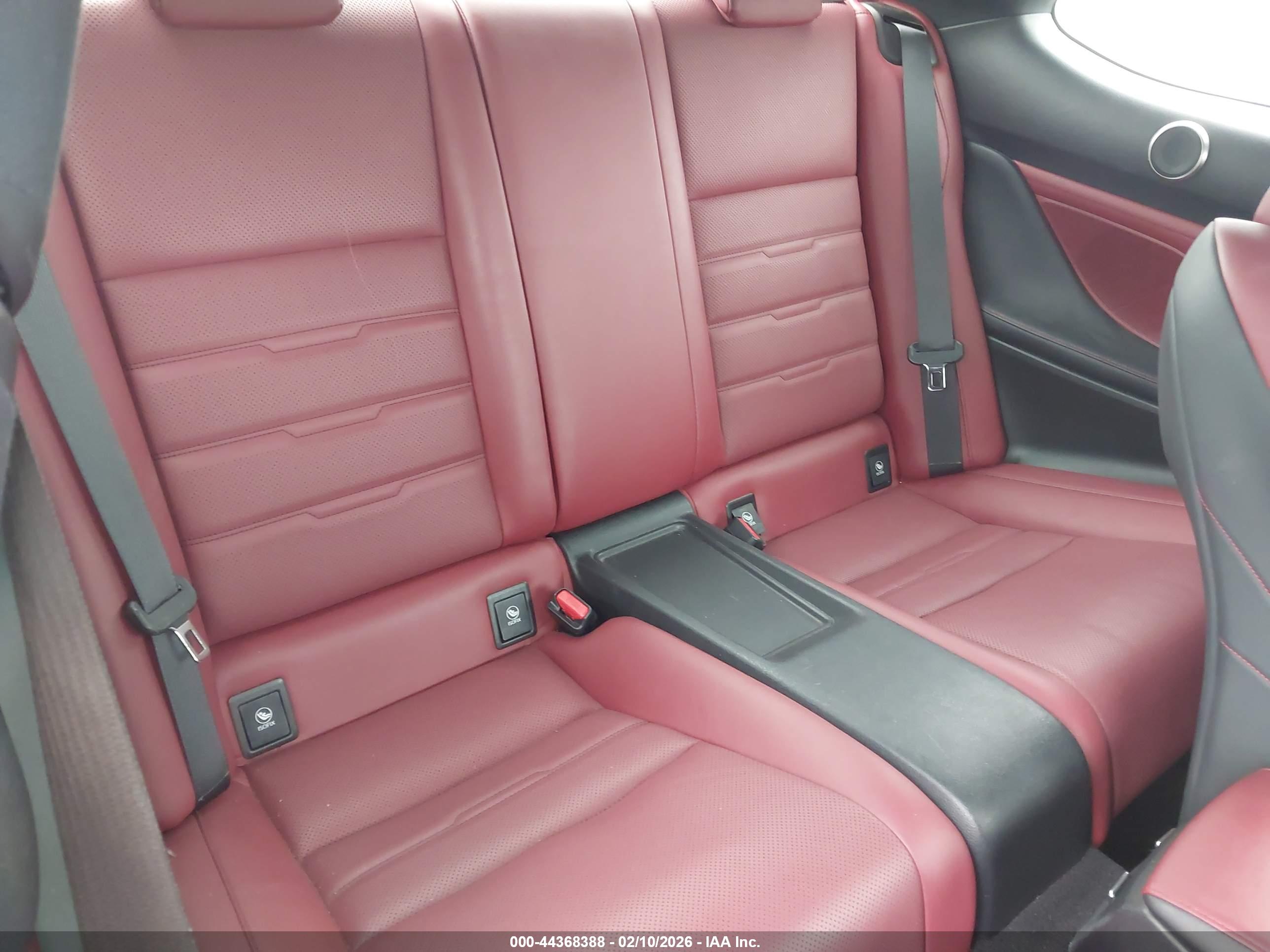 LEXUS RC image 8