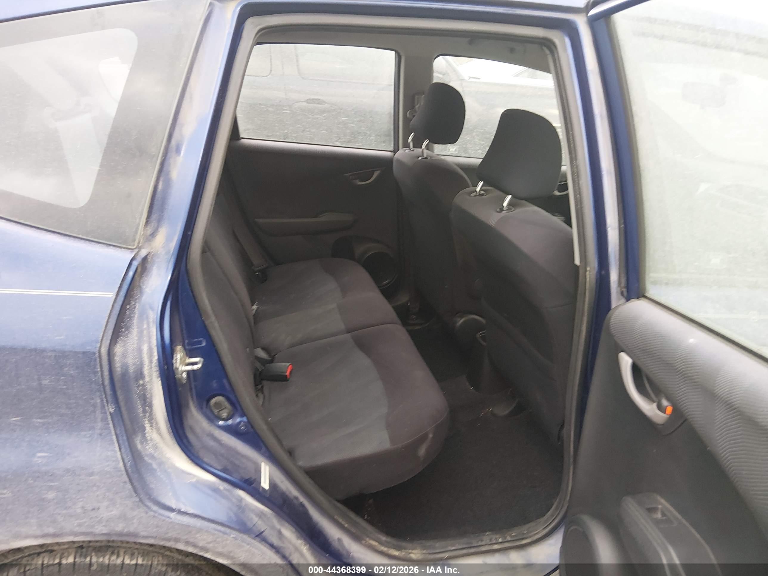 HONDA FIT image 8