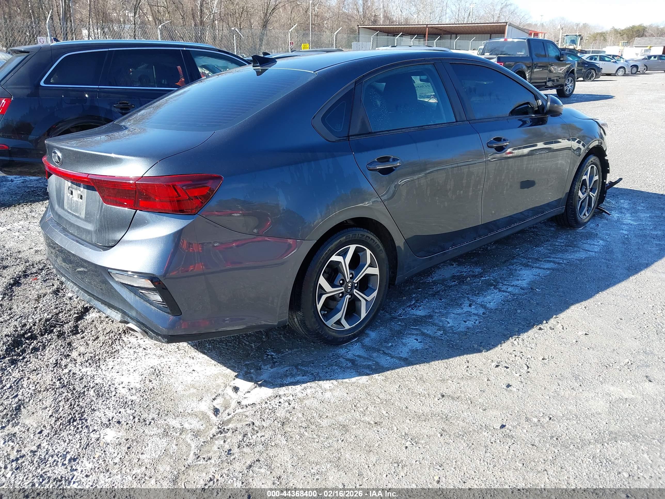 KIA FORTE image 4