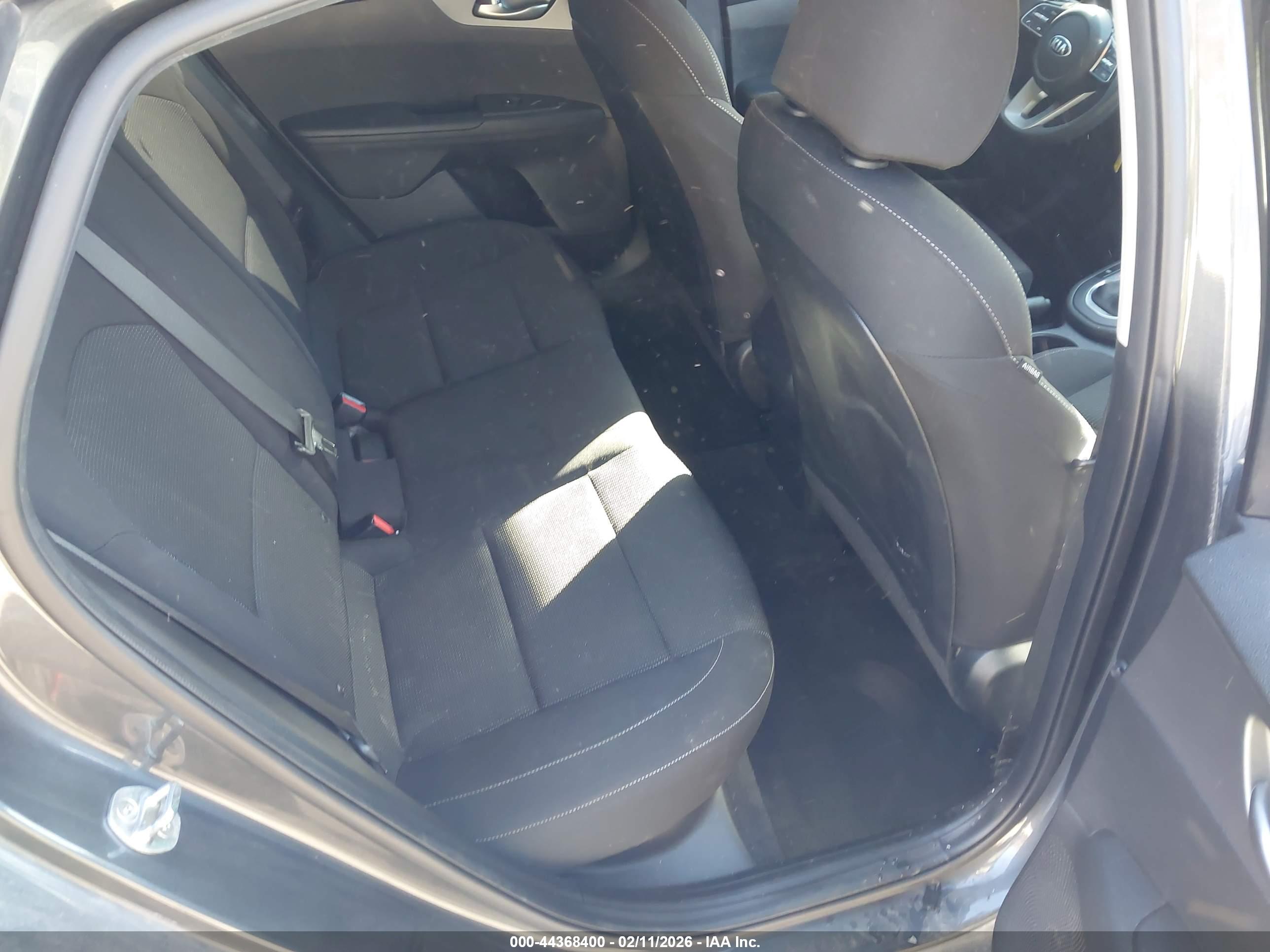 KIA FORTE image 8