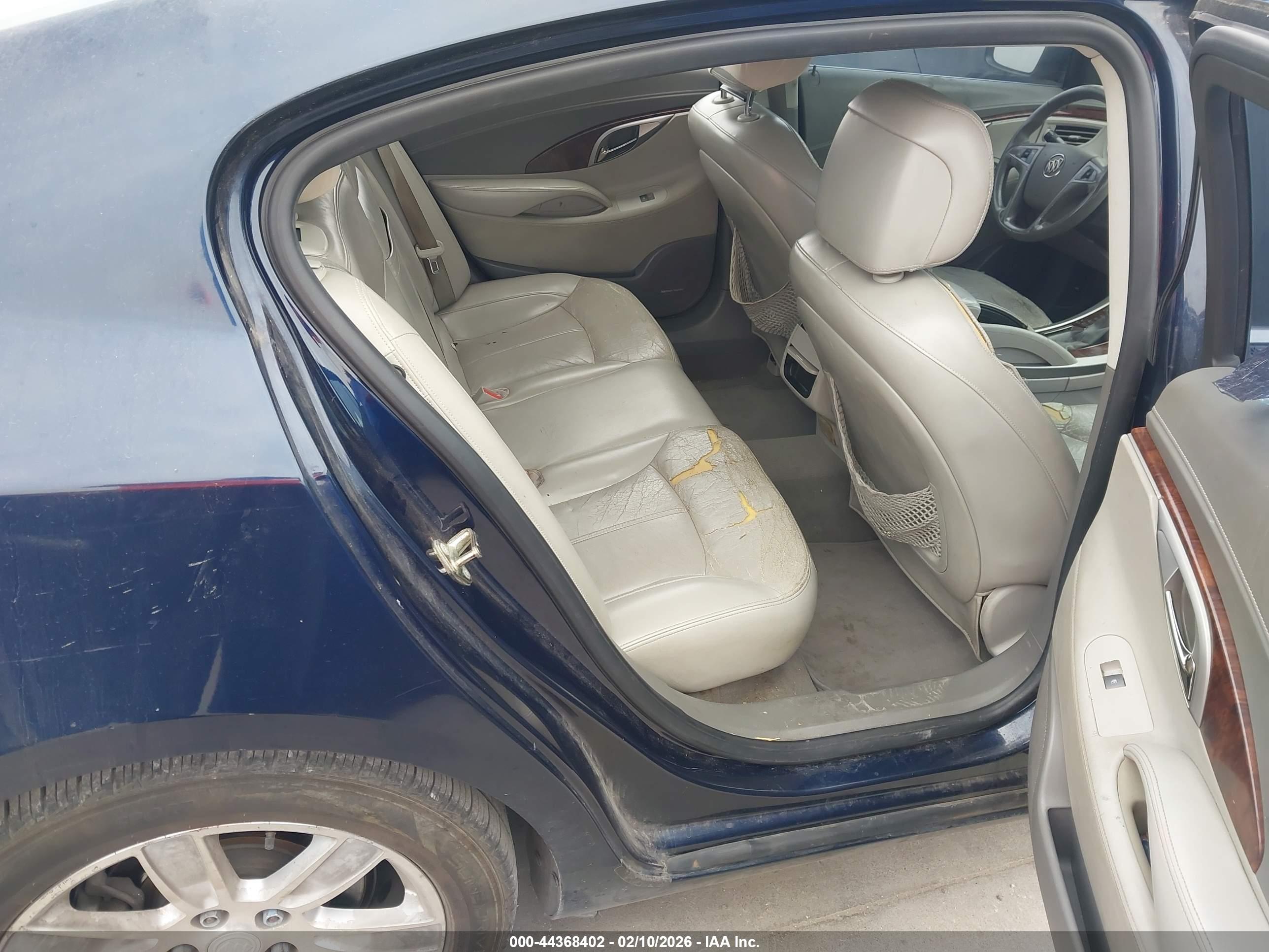 BUICK LACROSSE image 8