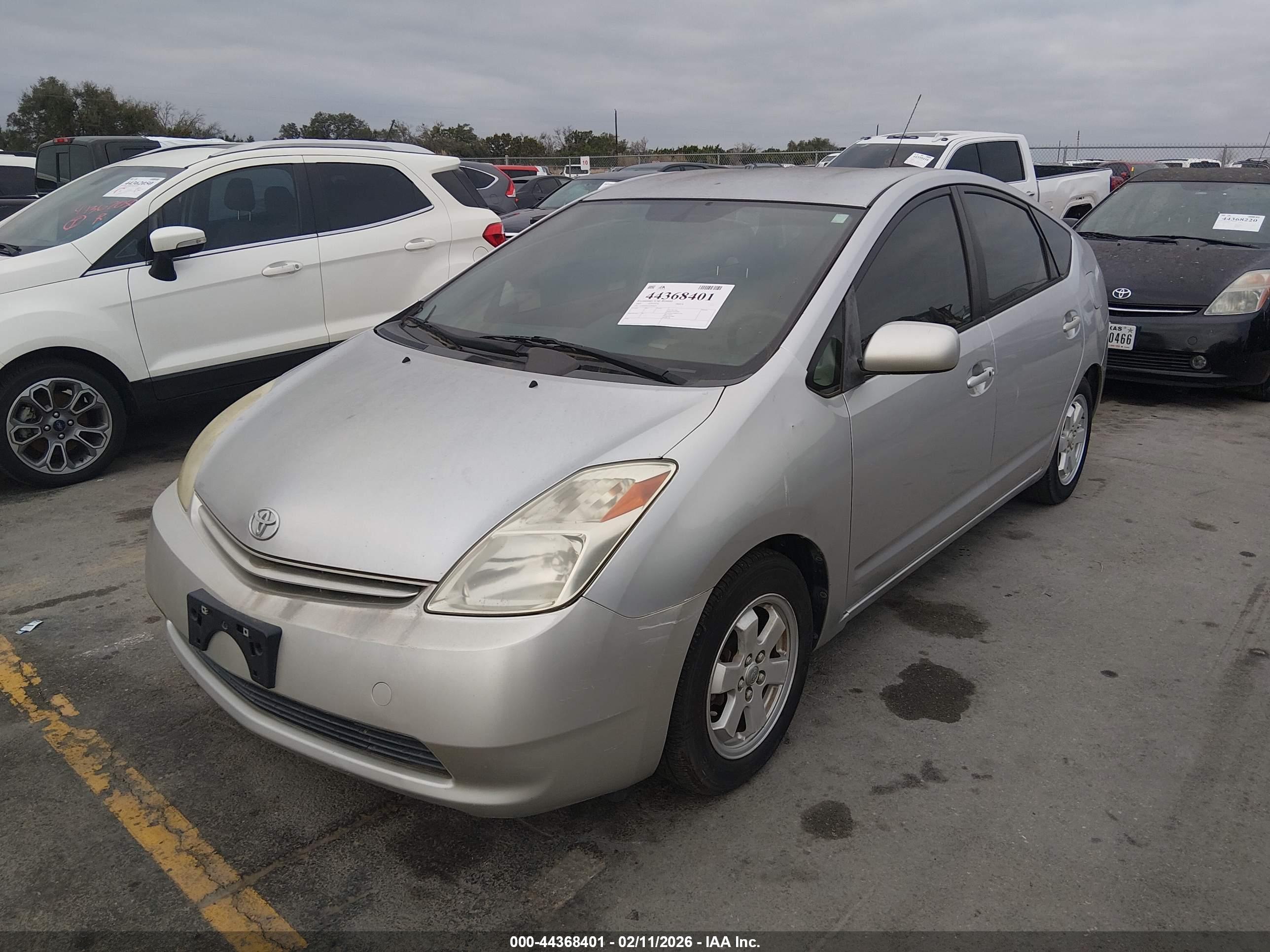 TOYOTA PRIUS image 2