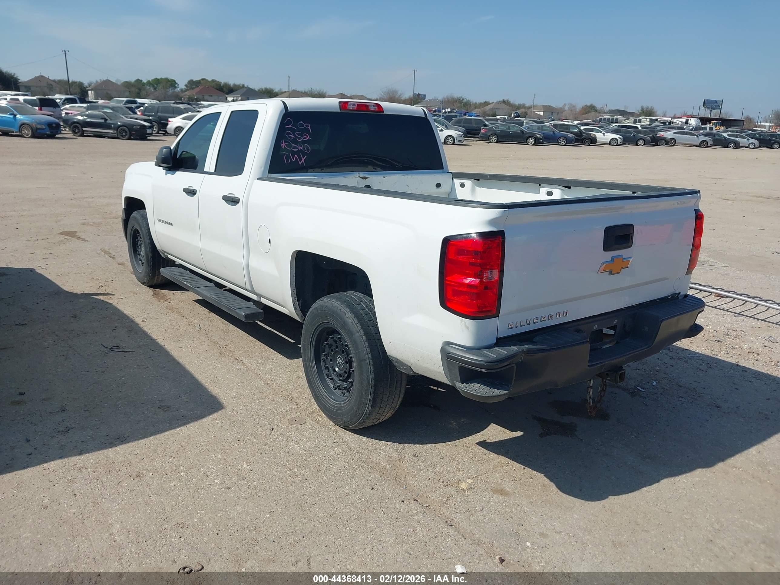 CHEVROLET SILVERADO image 3