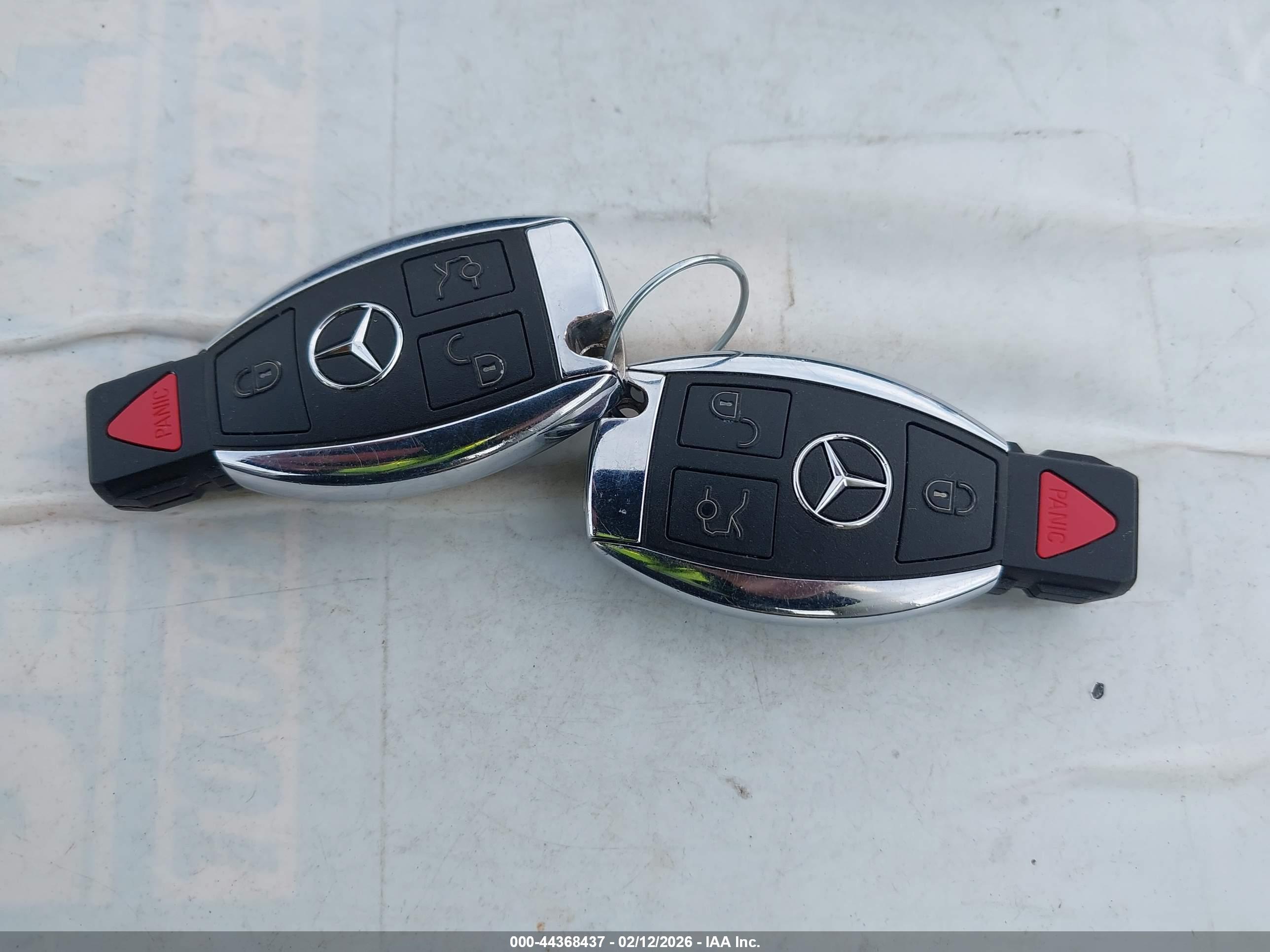 MERCEDES-BENZ GLA image 11