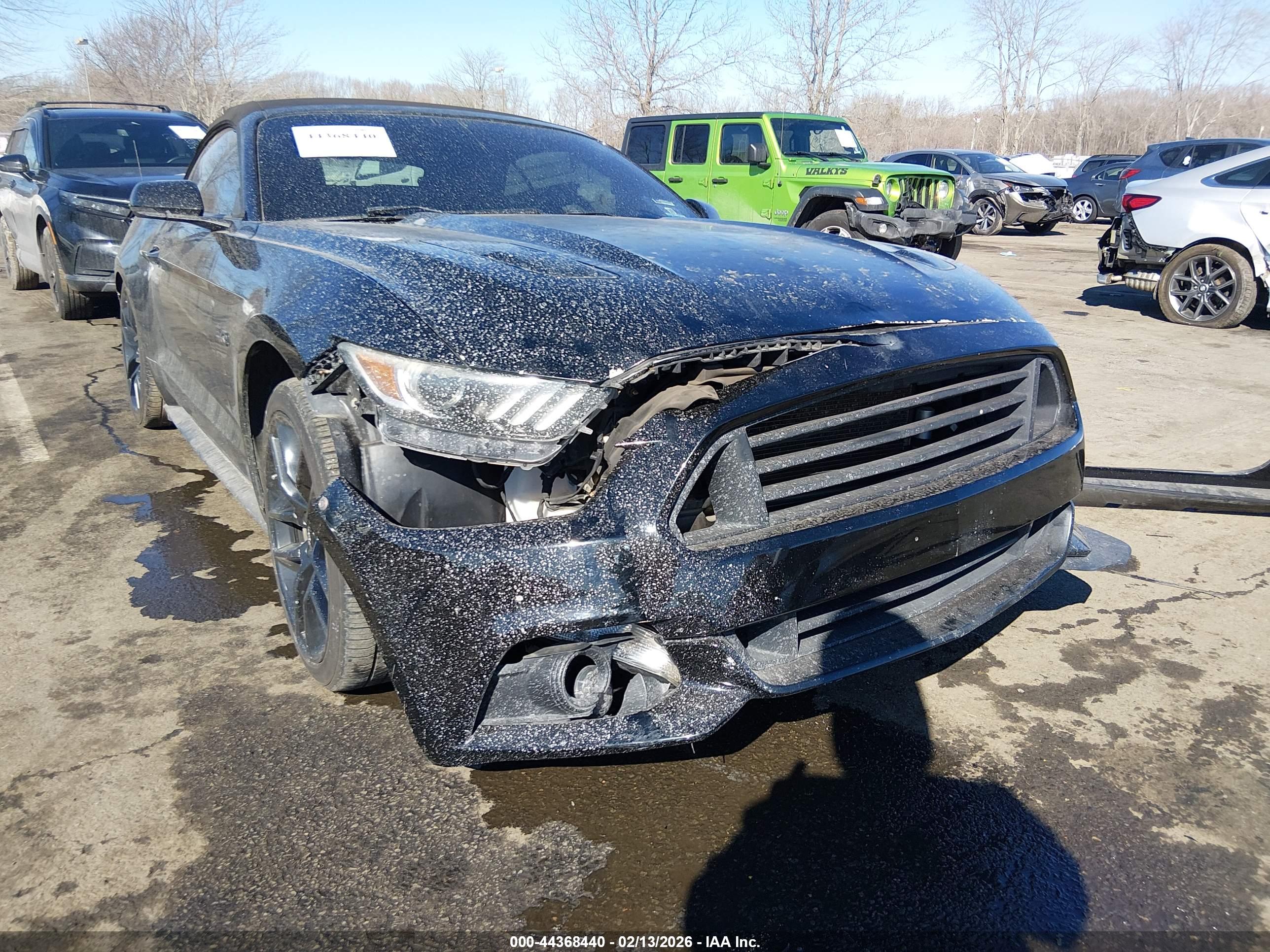 FORD MUSTANG image 6