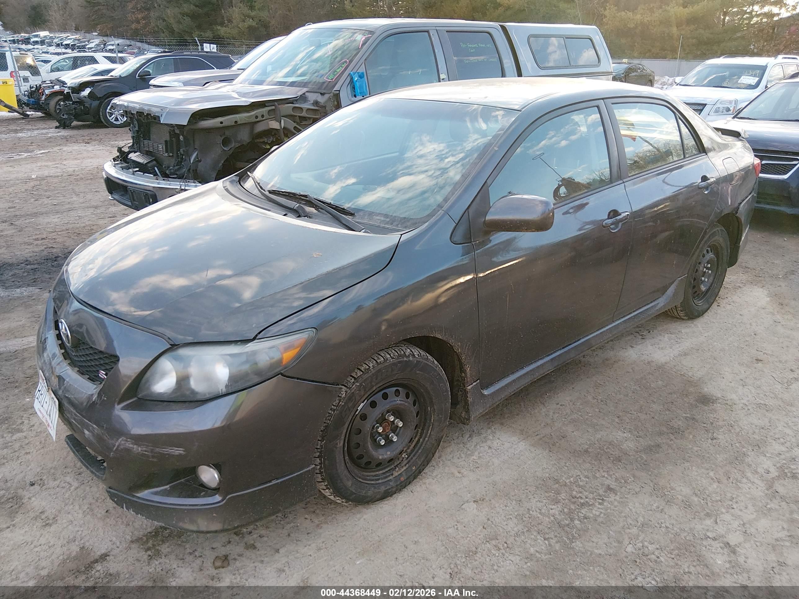 TOYOTA COROLLA image 2