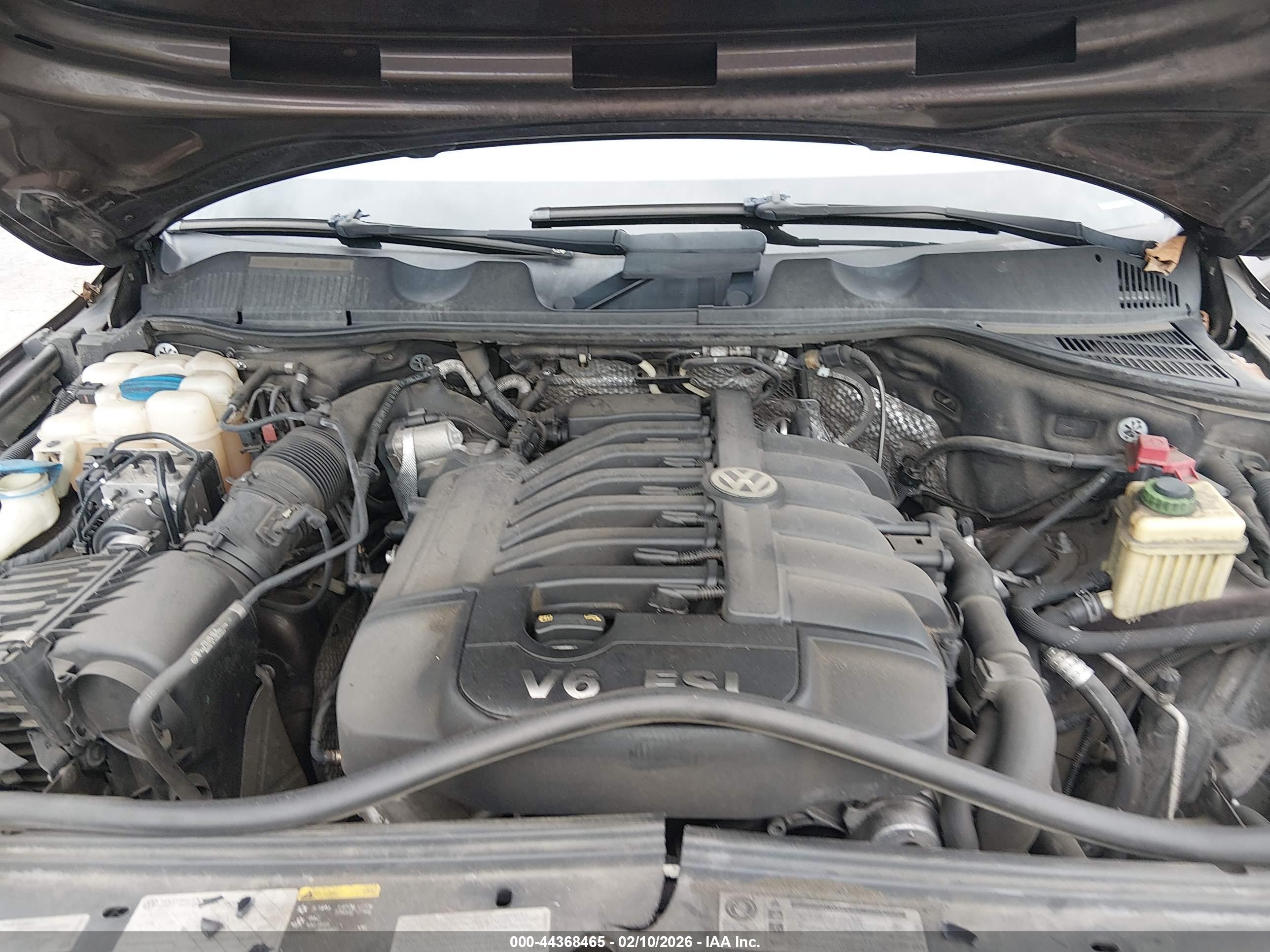 VOLKSWAGEN TOUAREG image 10