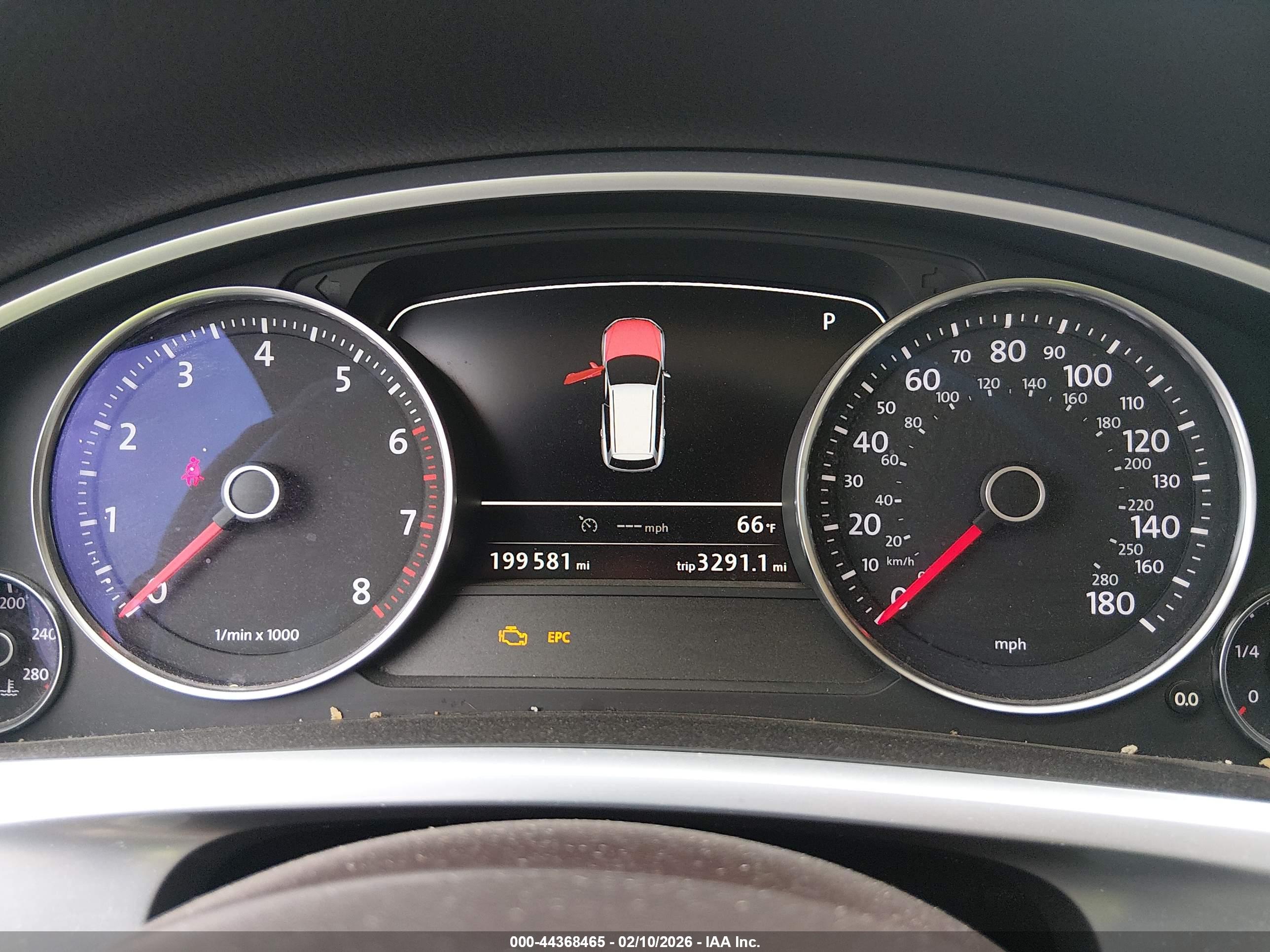VOLKSWAGEN TOUAREG image 7