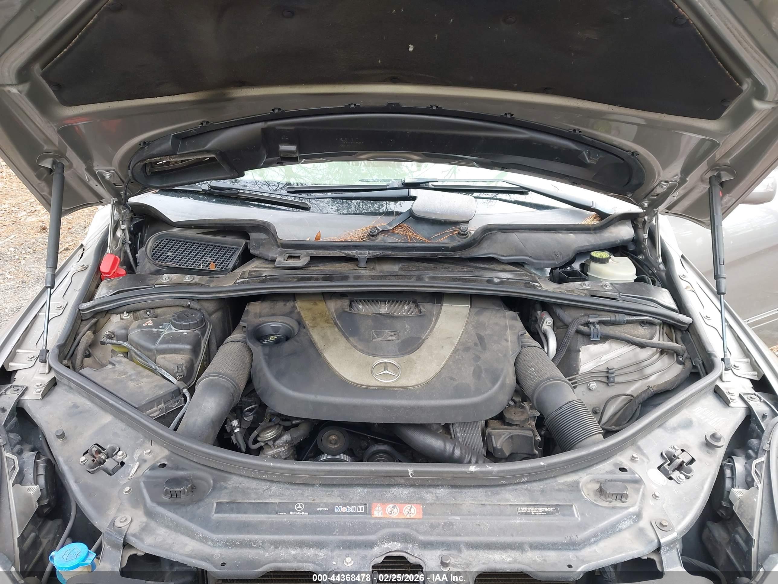 MERCEDES-BENZ R image 10