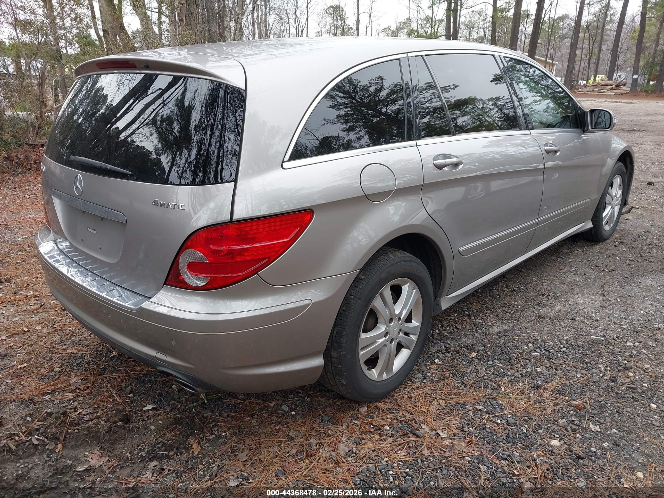 MERCEDES-BENZ R image 4