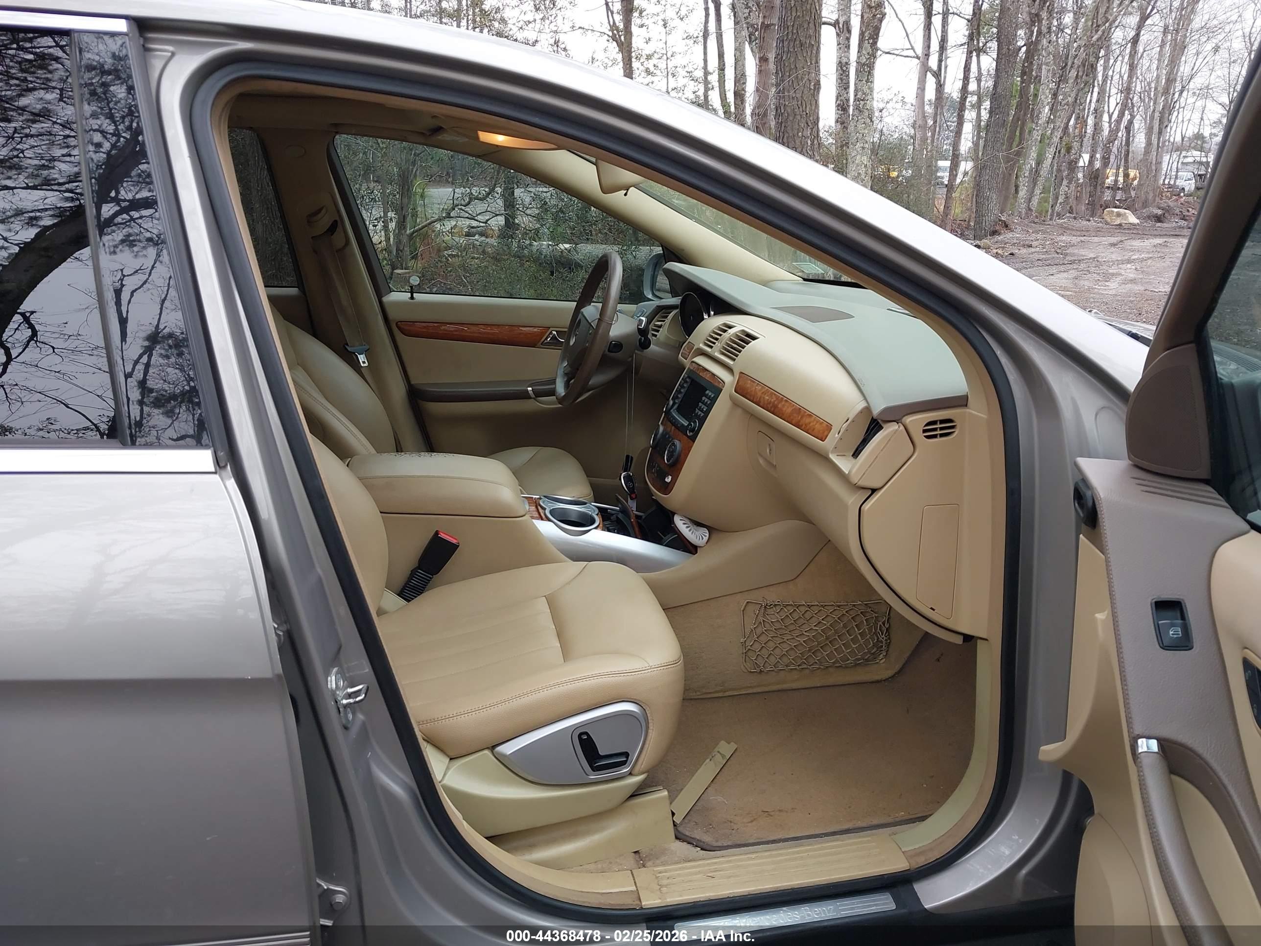 MERCEDES-BENZ R image 5