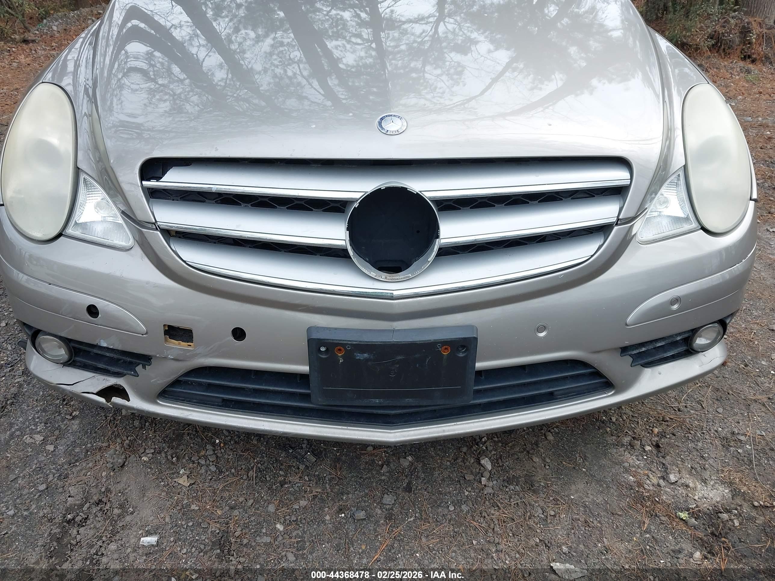 MERCEDES-BENZ R image 6