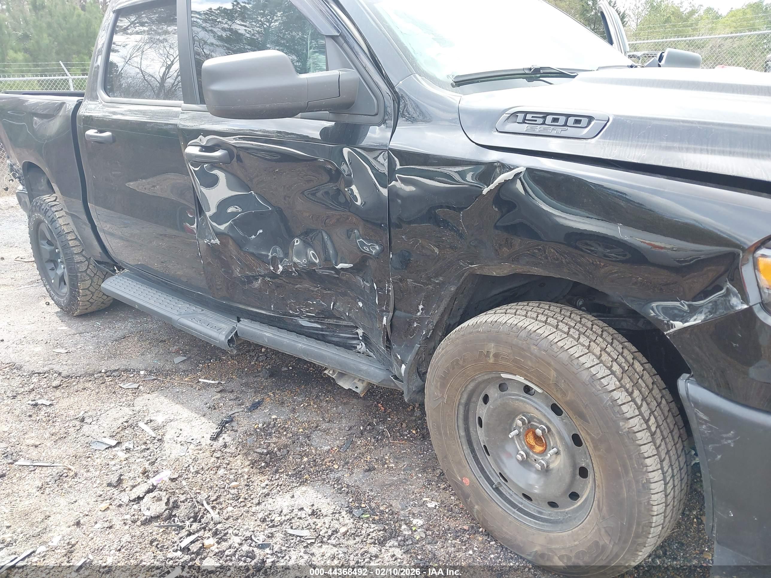 RAM 1500 image 6