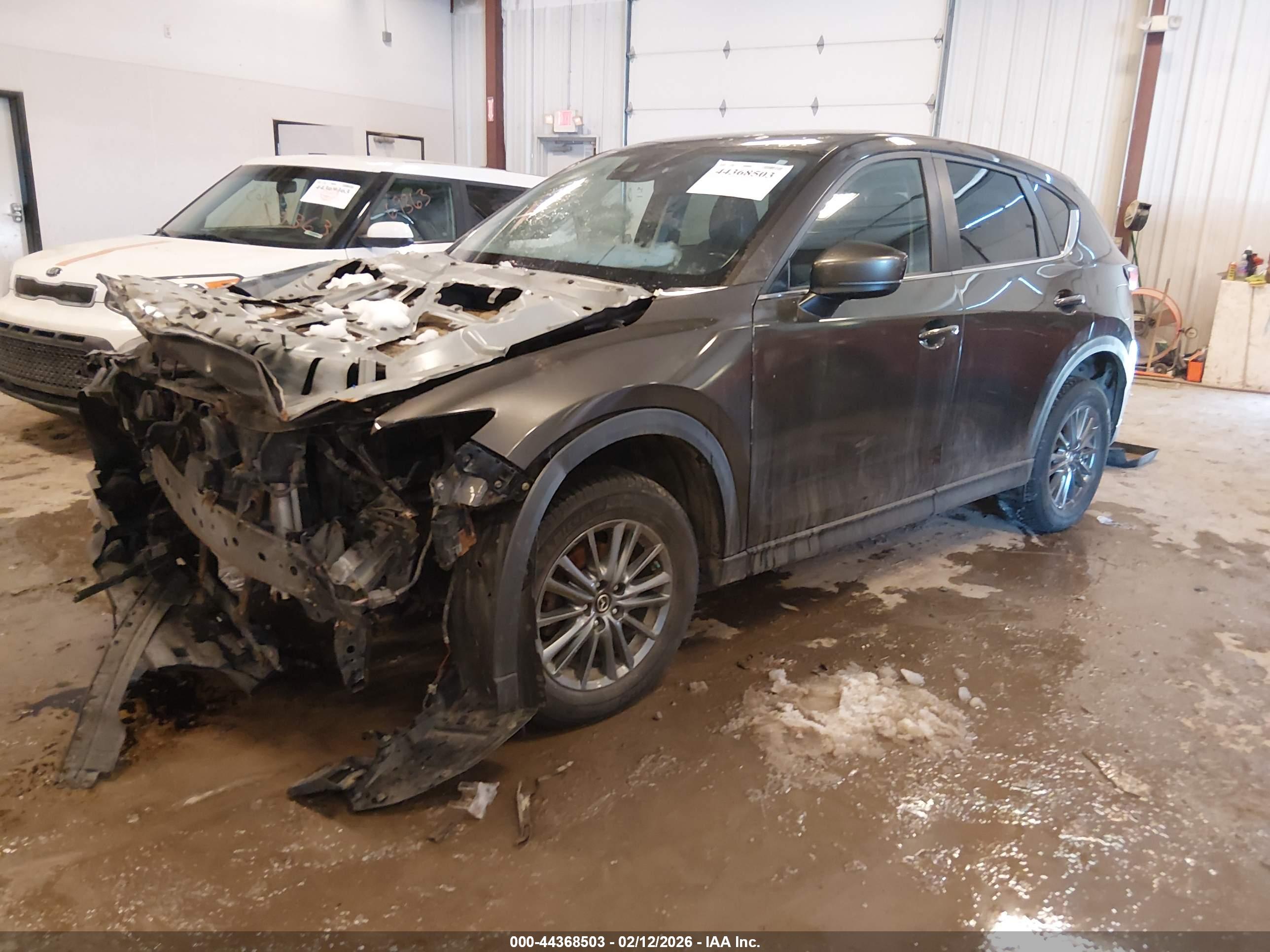 MAZDA CX-5 image 2