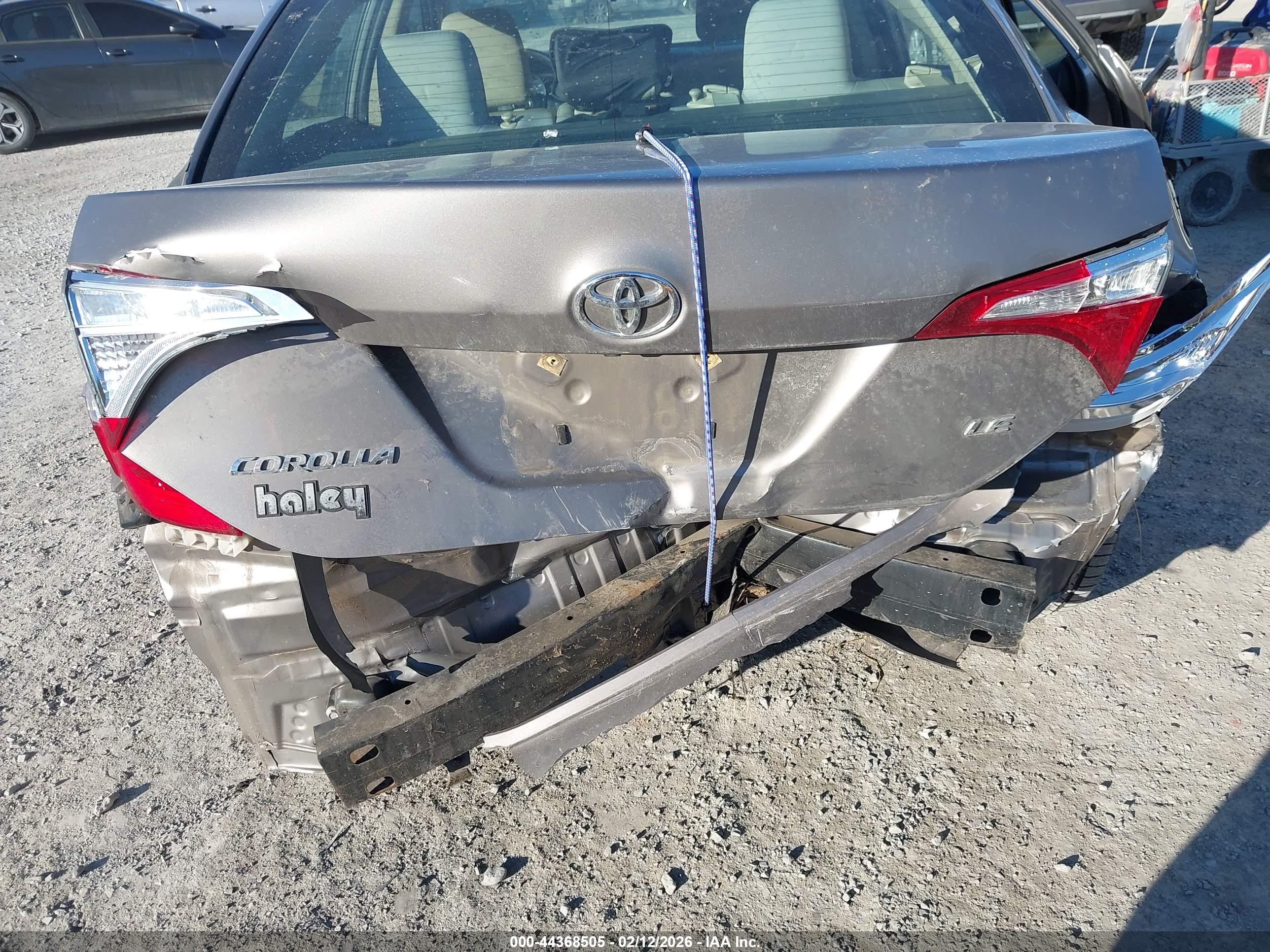 TOYOTA COROLLA image 6