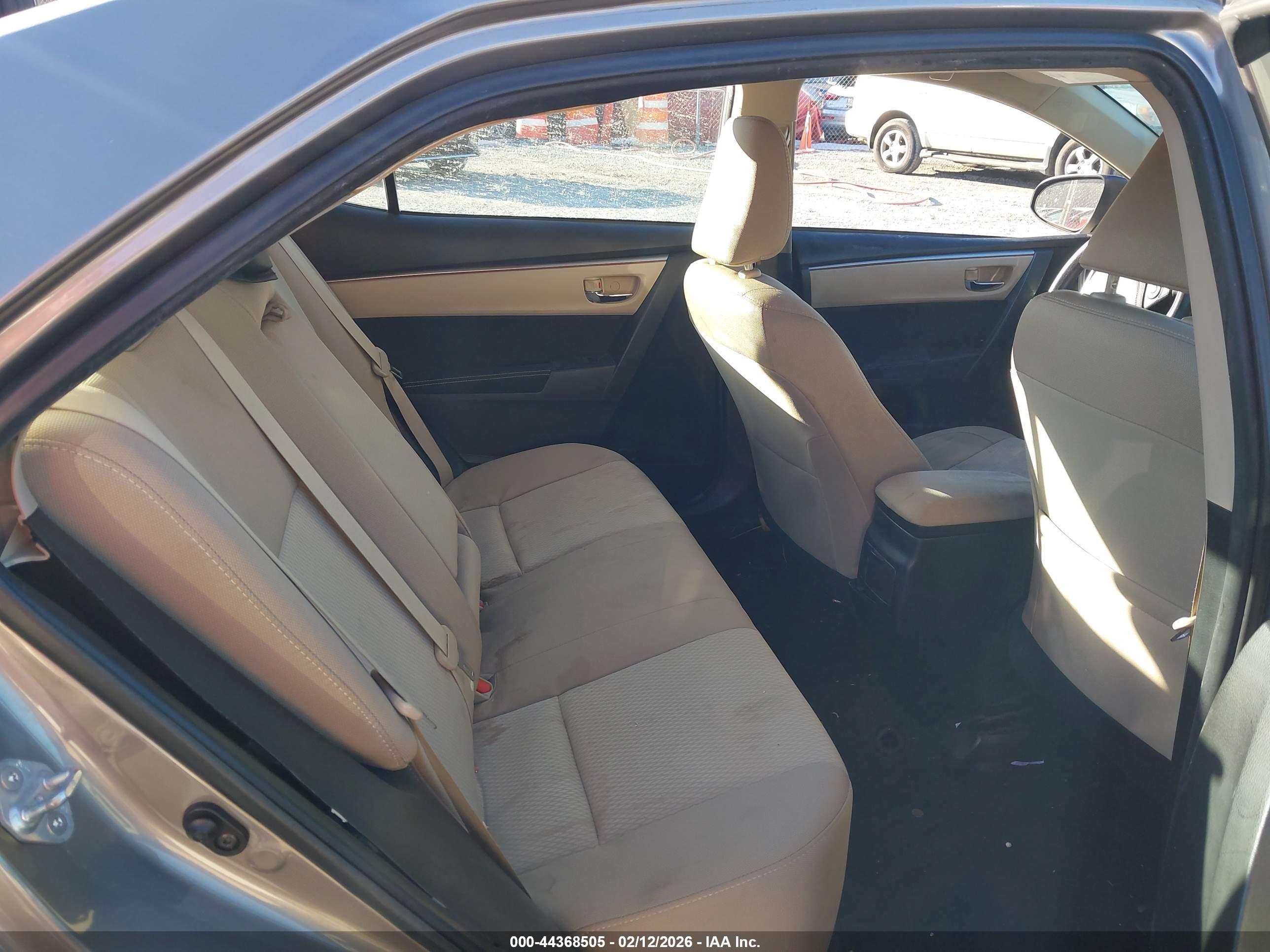 TOYOTA COROLLA image 8