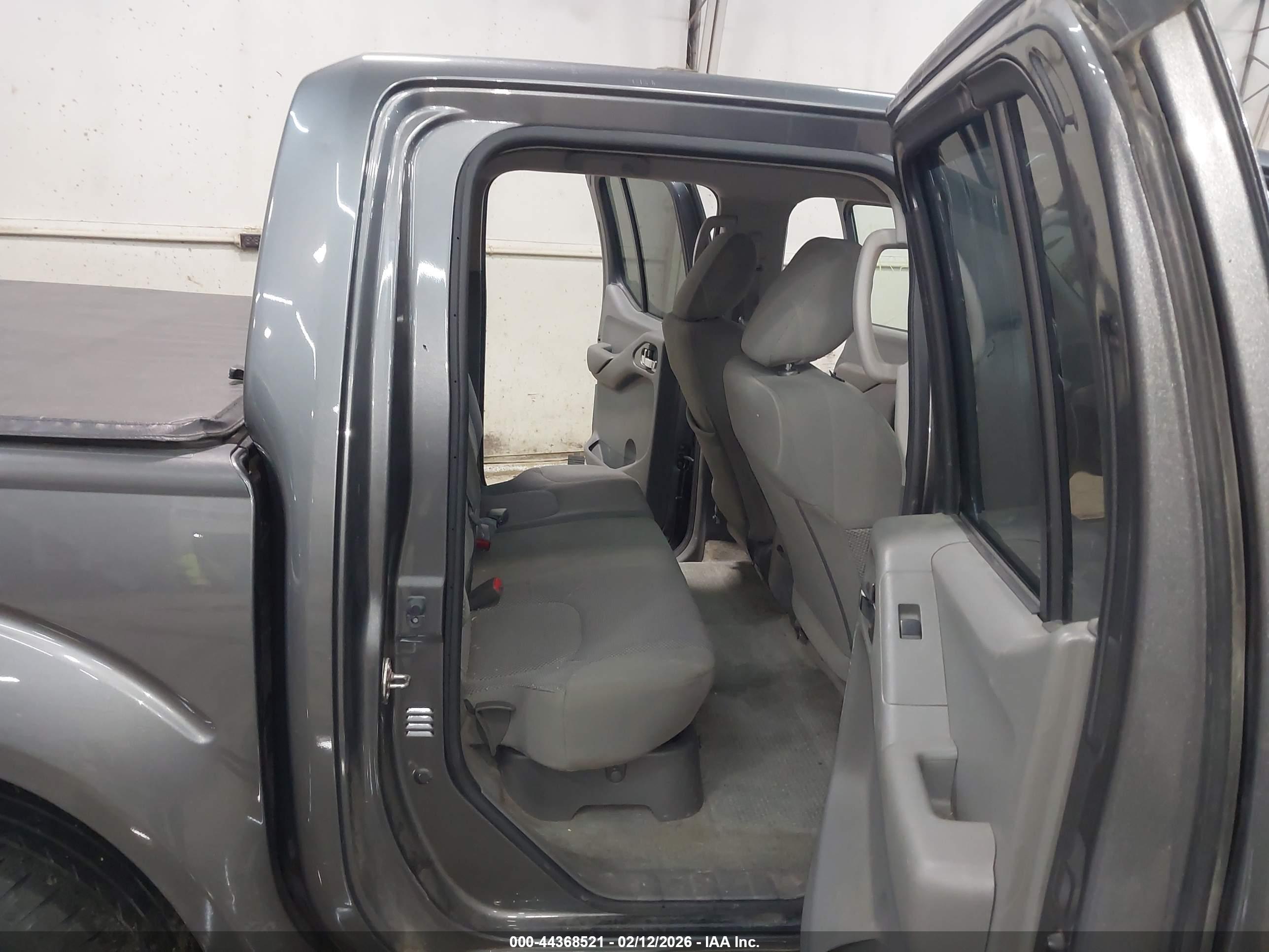 NISSAN FRONTIER image 8