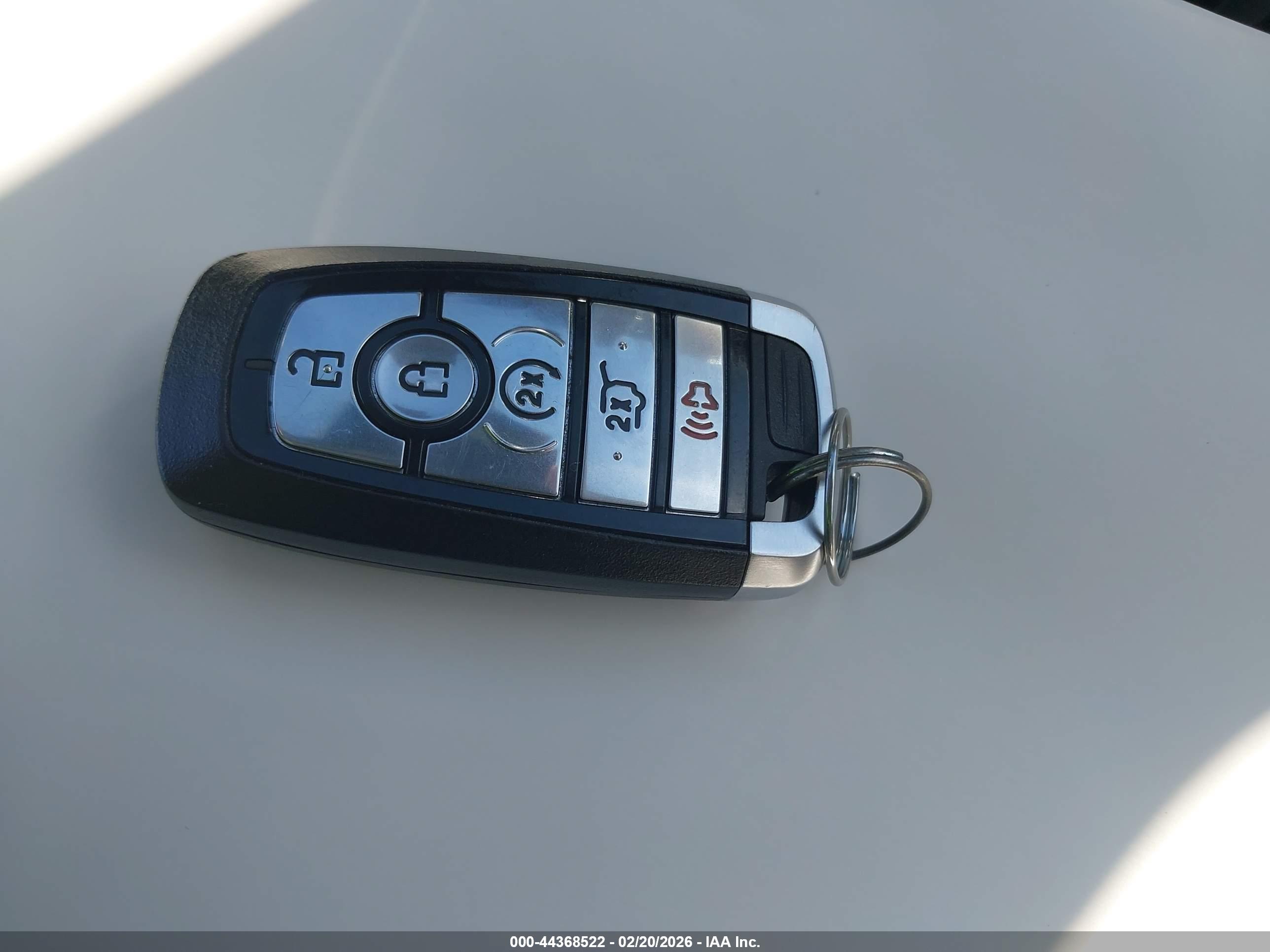 FORD EXPLORER image 11