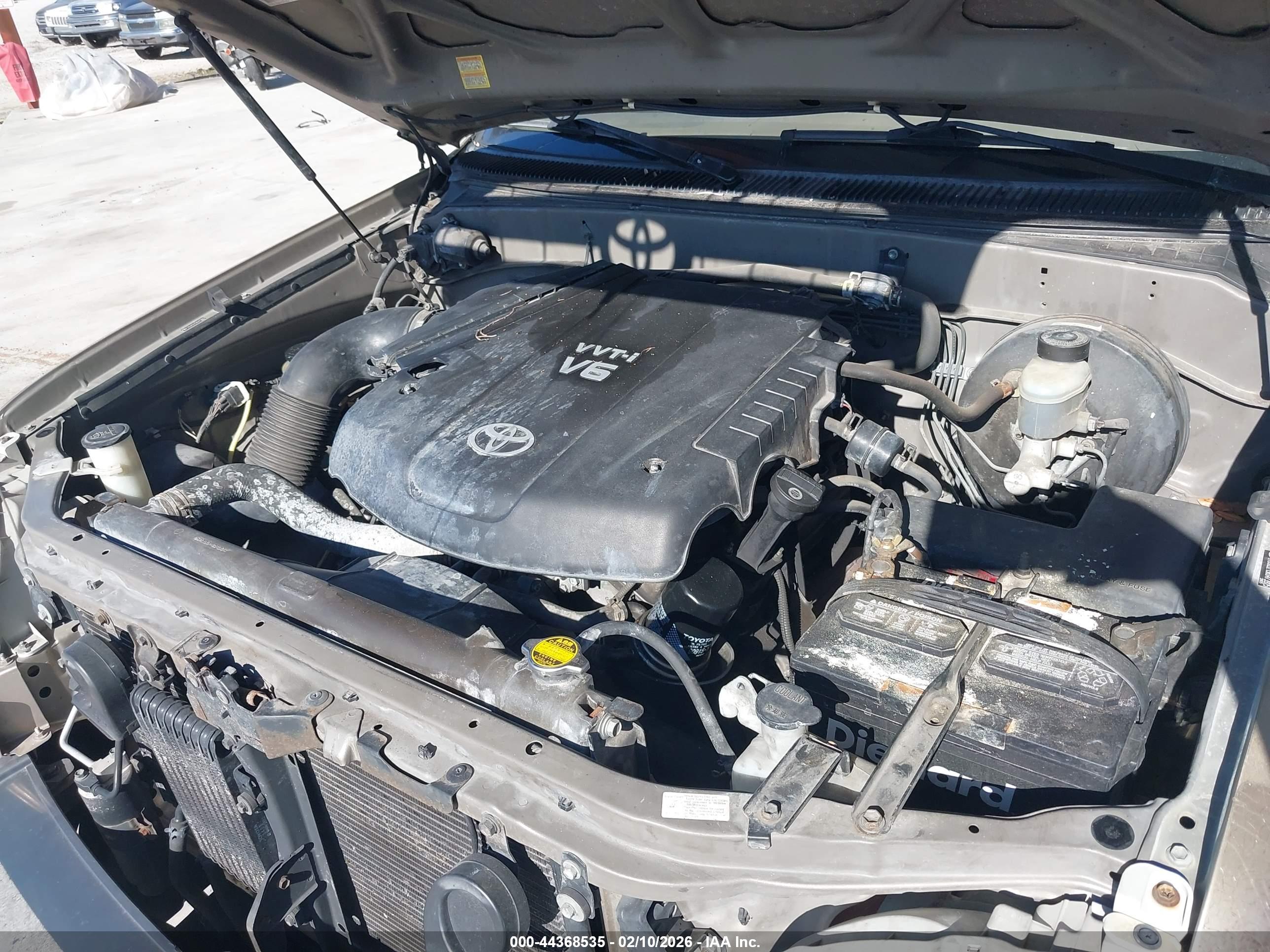 TOYOTA TUNDRA image 10