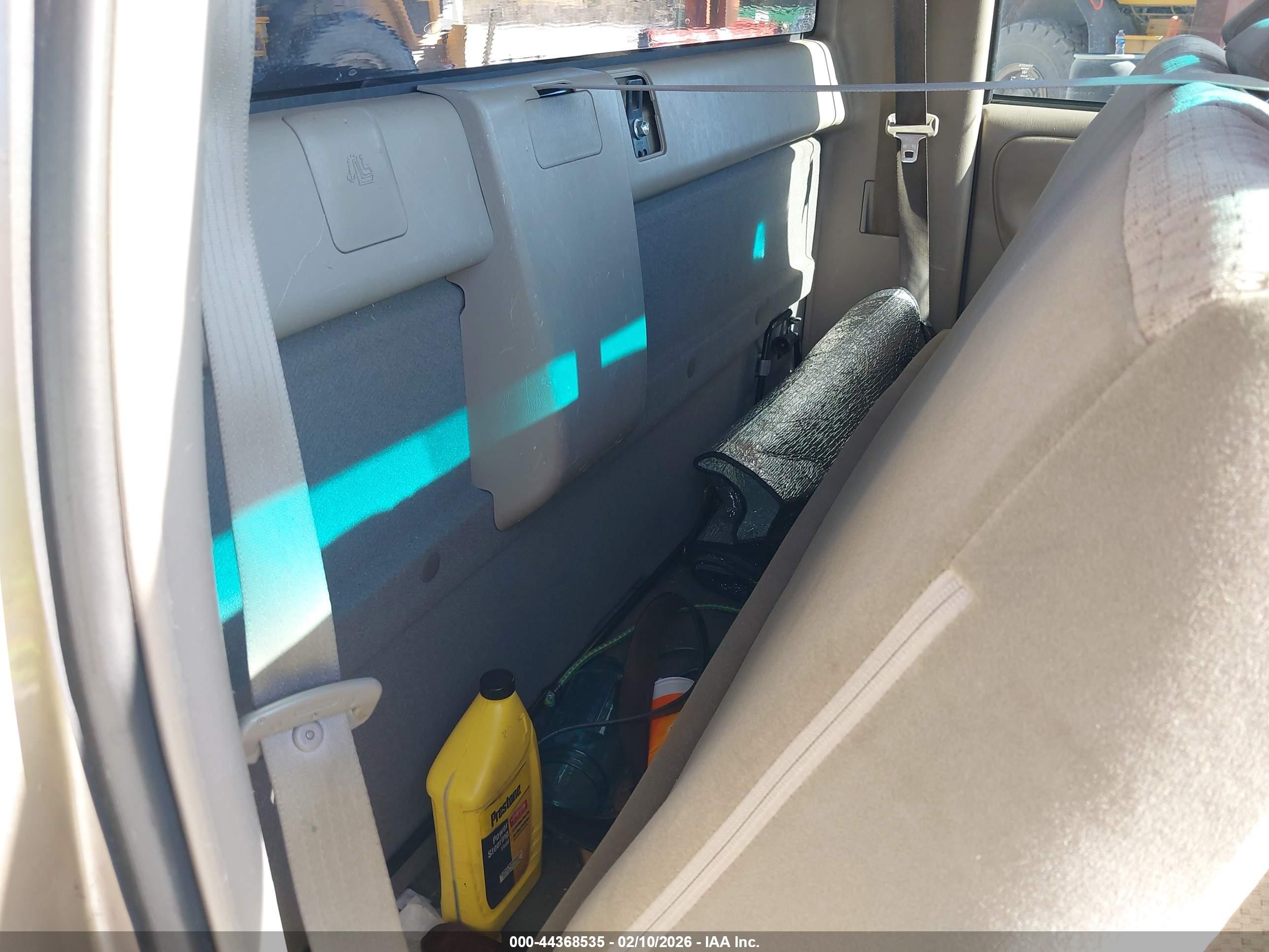 TOYOTA TUNDRA image 8