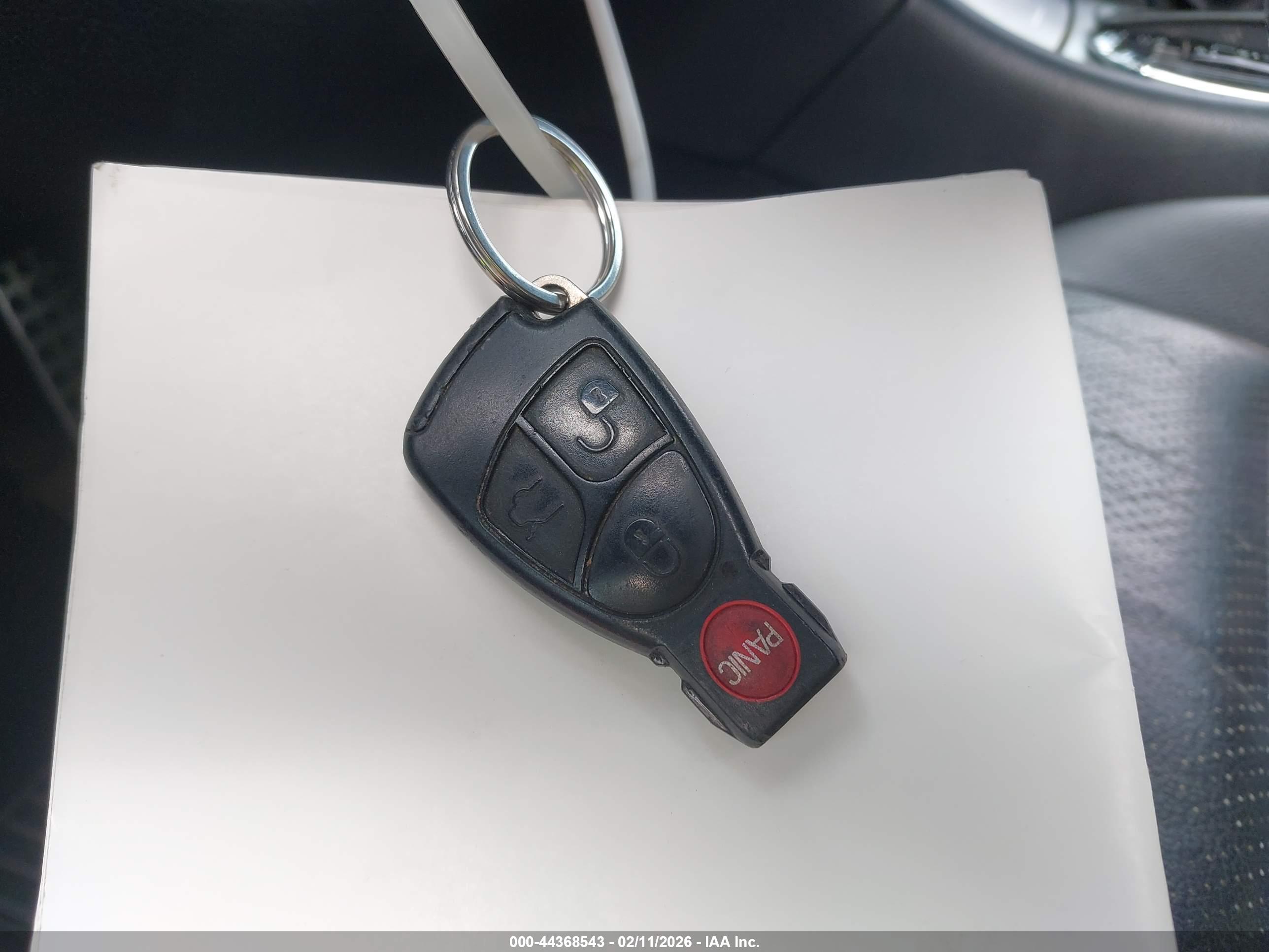 MERCEDES-BENZ C image 11