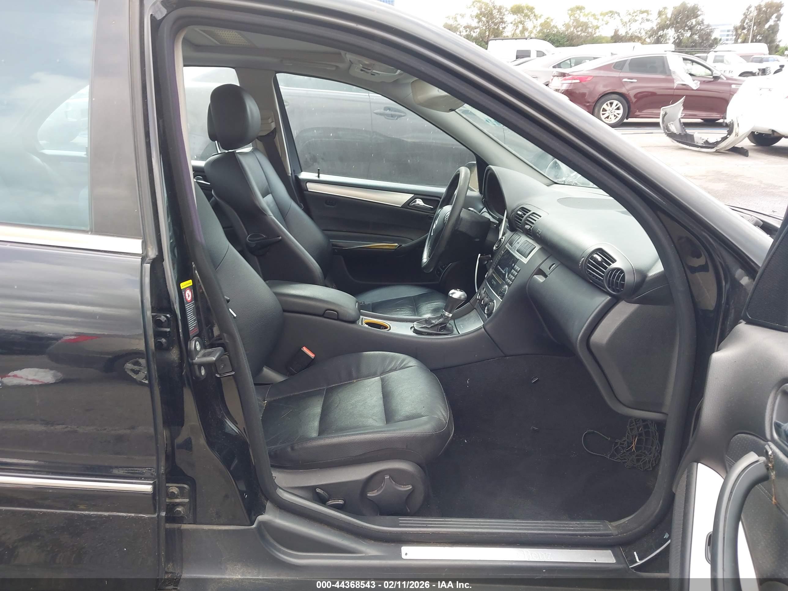 MERCEDES-BENZ C image 5