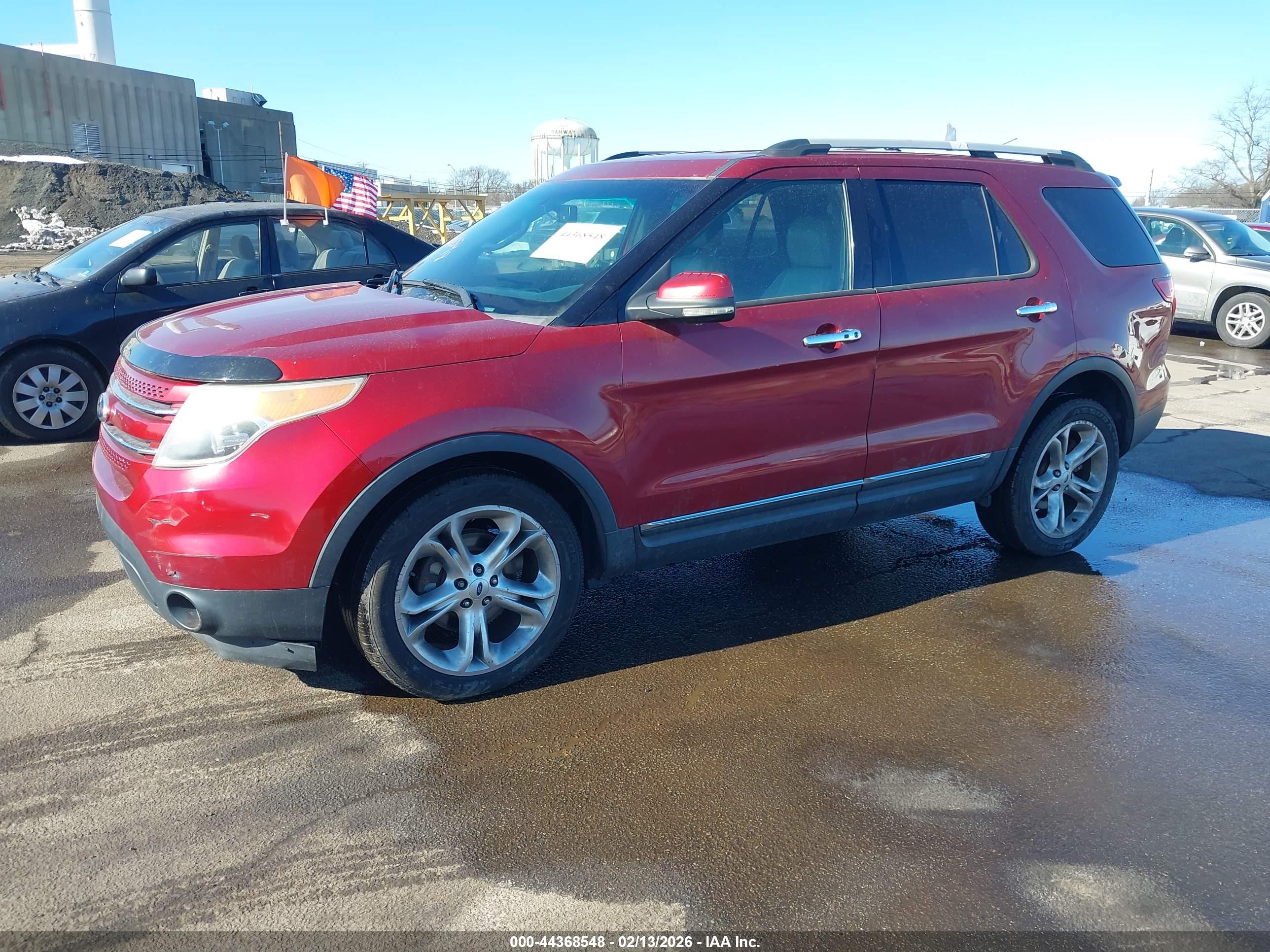 FORD EXPLORER image 2