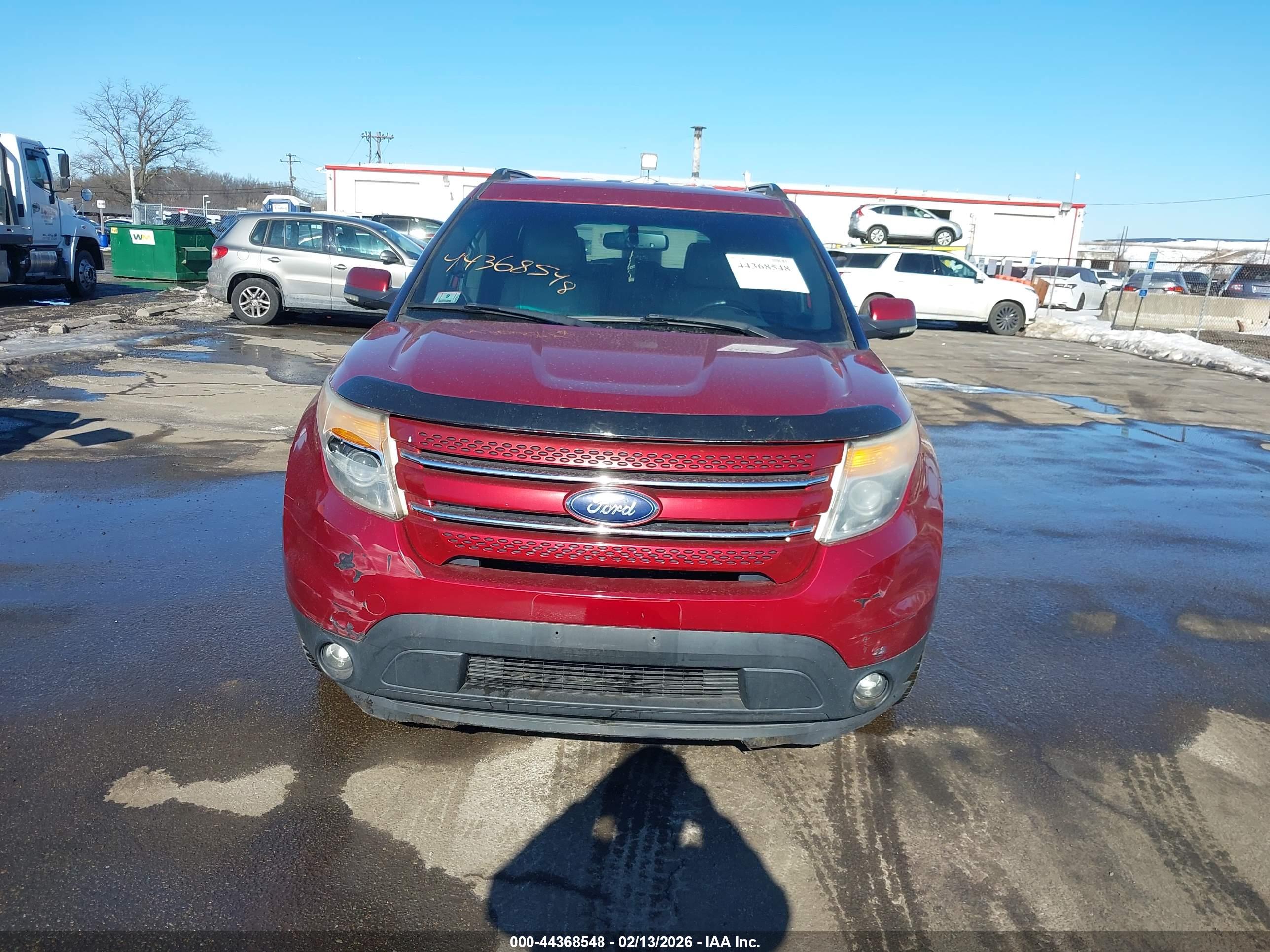 FORD EXPLORER image 6