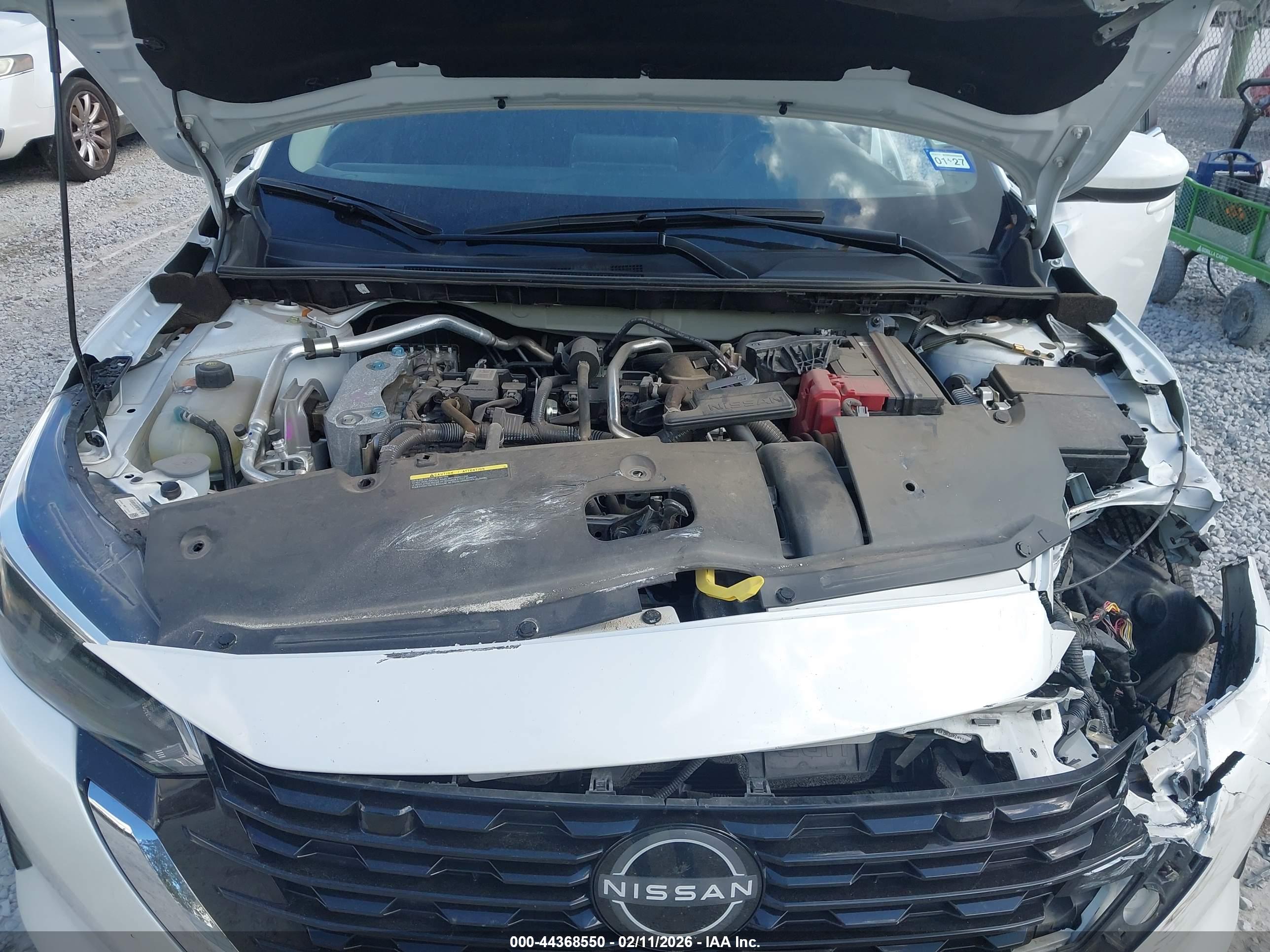 NISSAN SENTRA image 10