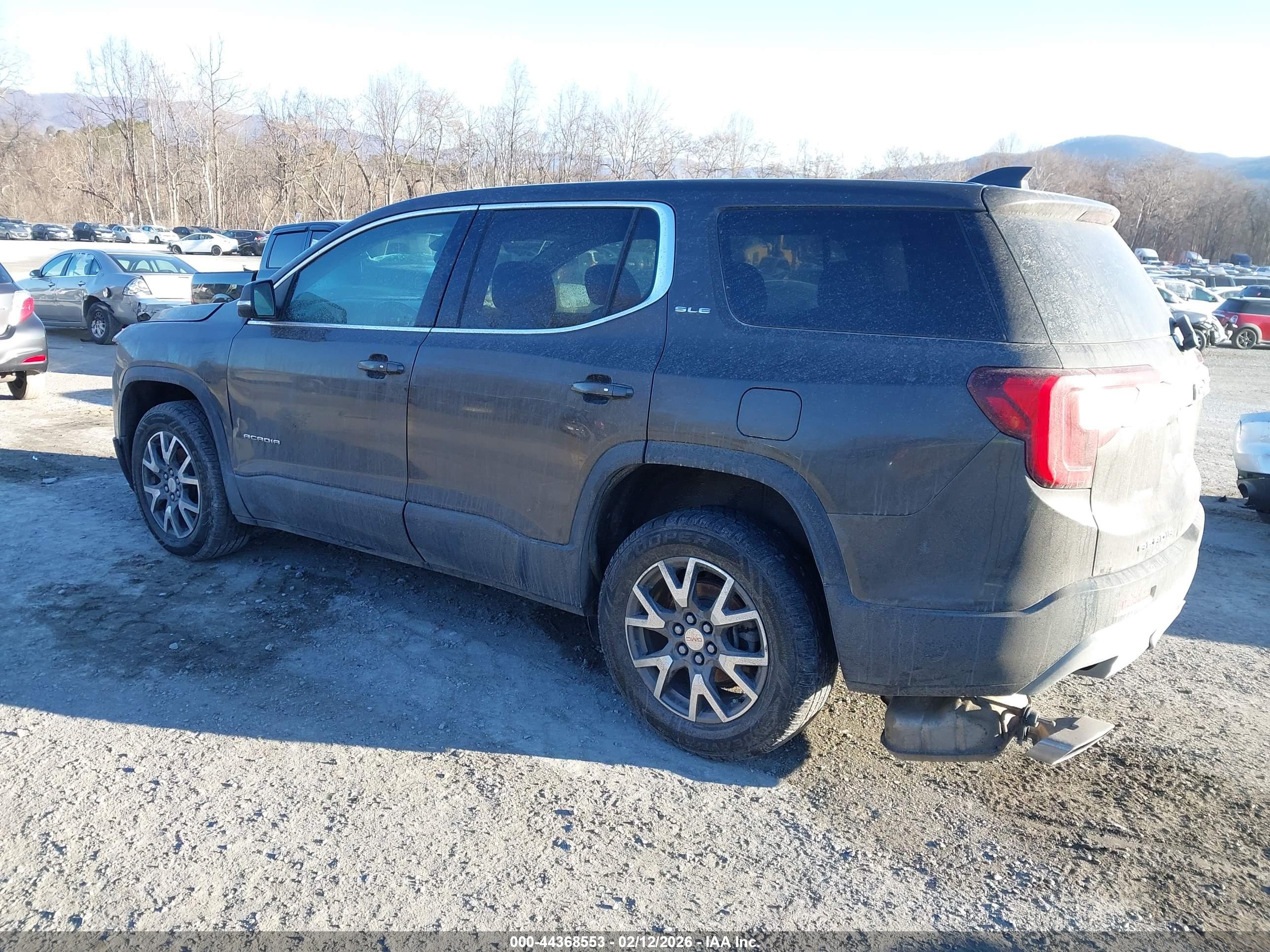 GMC ACADIA image 3
